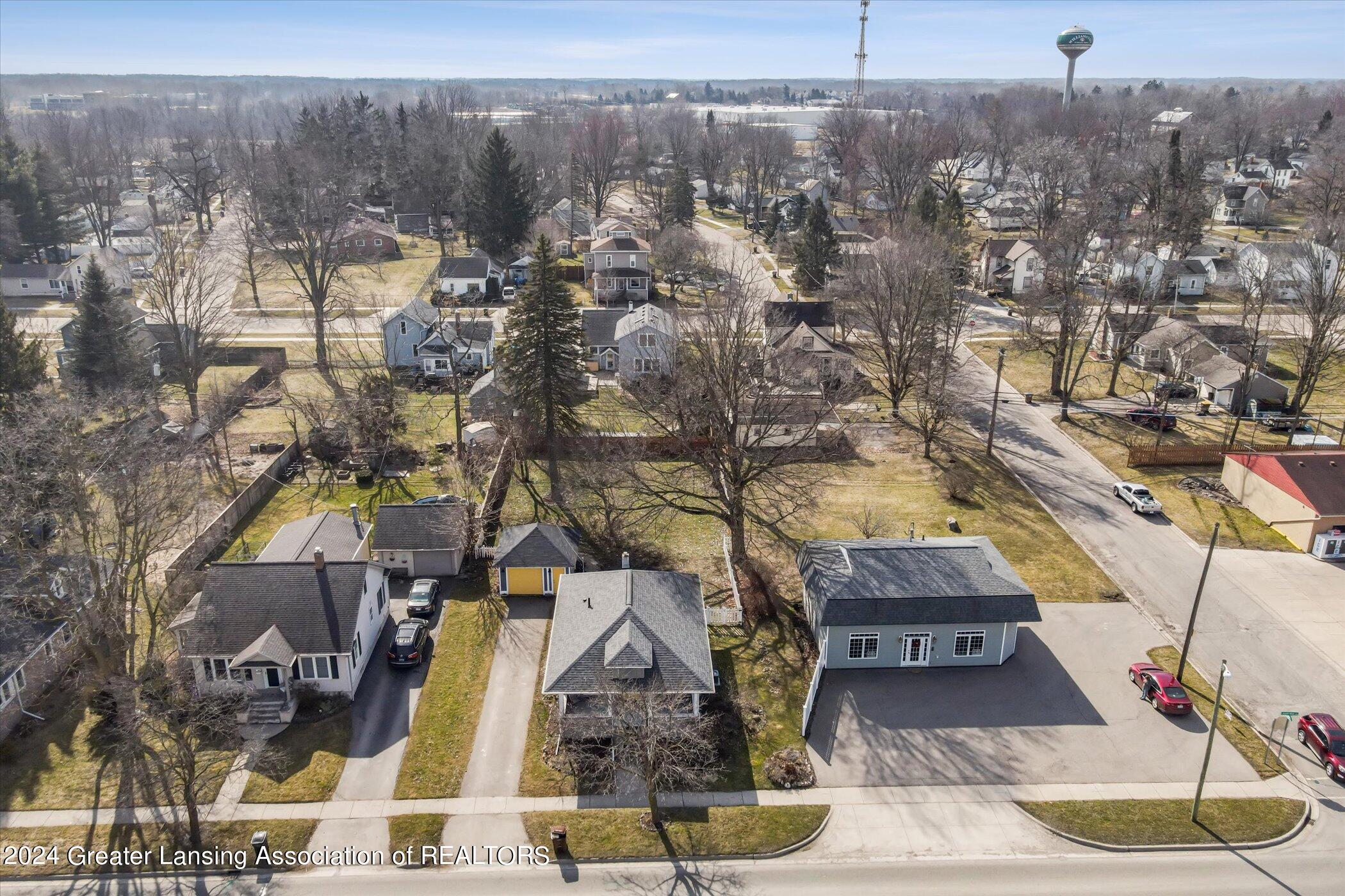 510 E Grand River Avenue