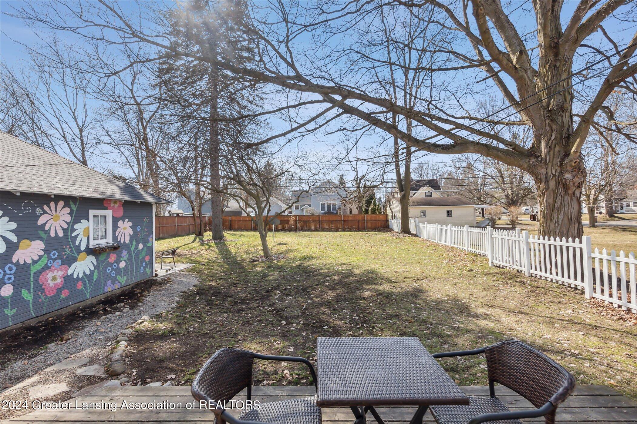 510 E Grand River Avenue