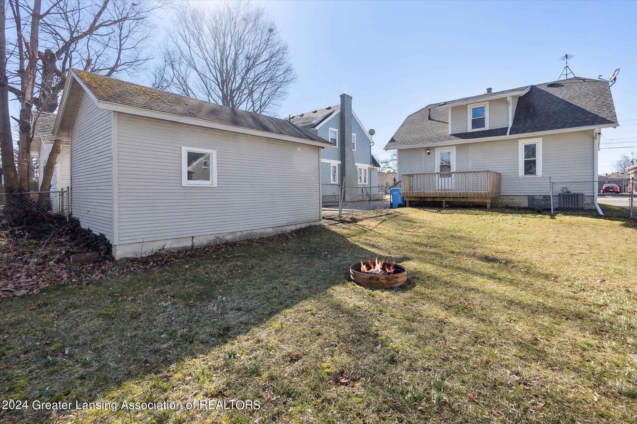 1839 Stirling Avenue