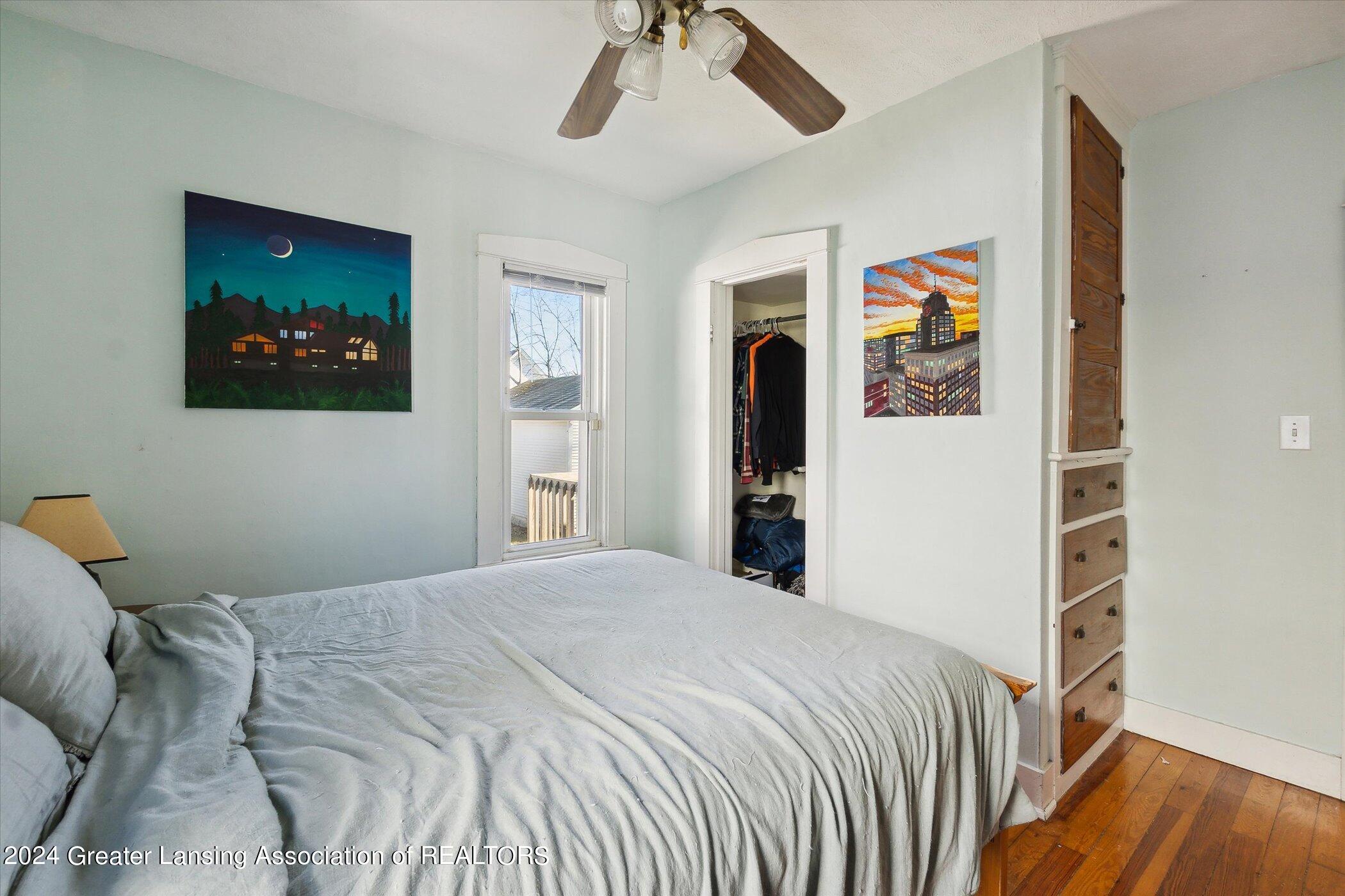 1839 Stirling Avenue