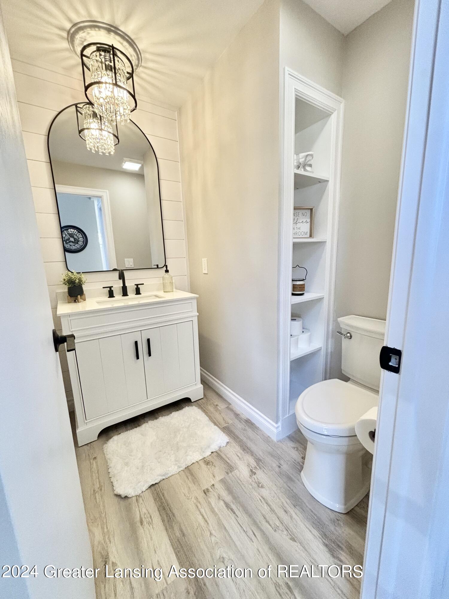 5429 Wild Oak Drive, 21