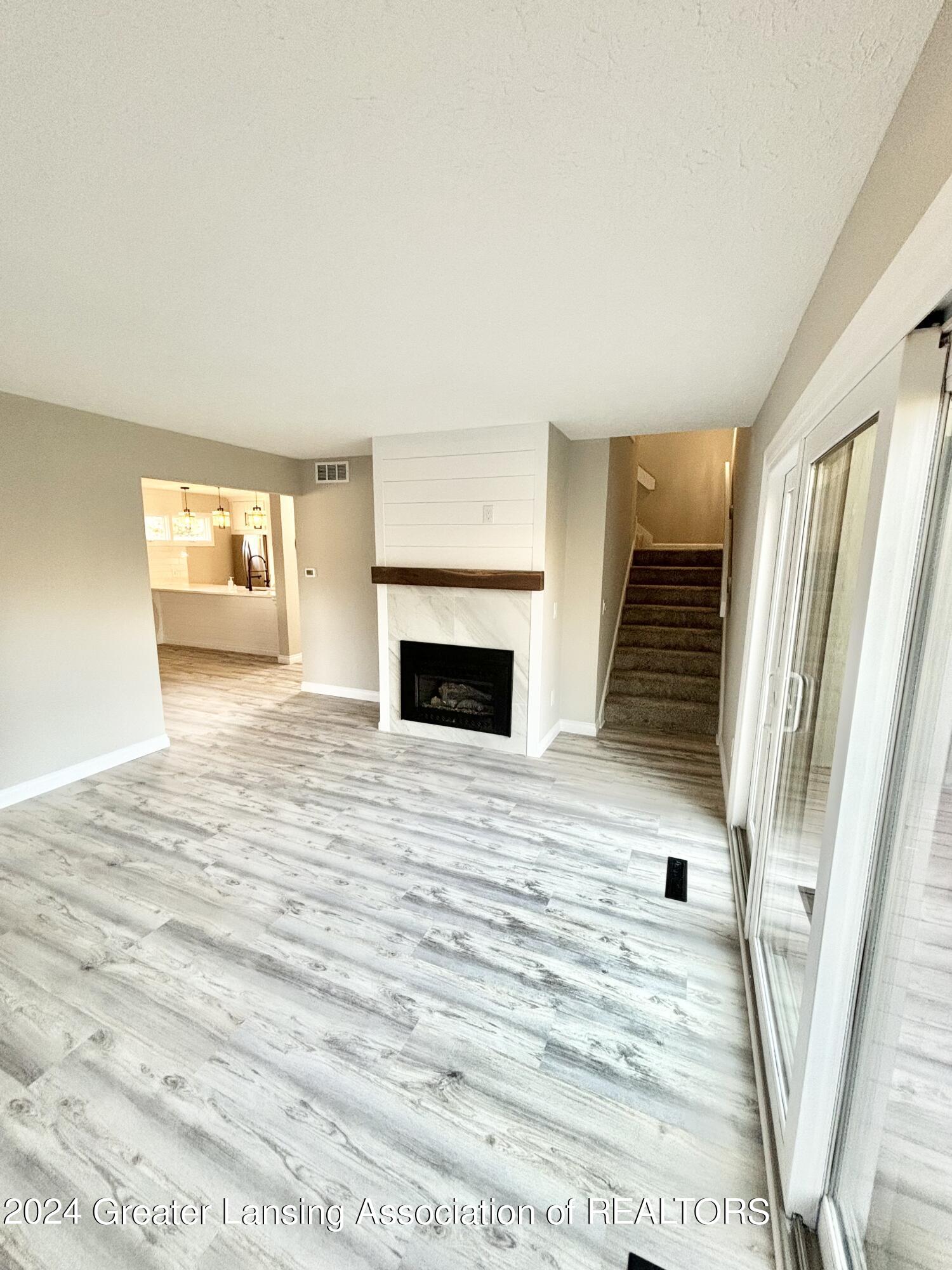 5429 Wild Oak Drive, 21