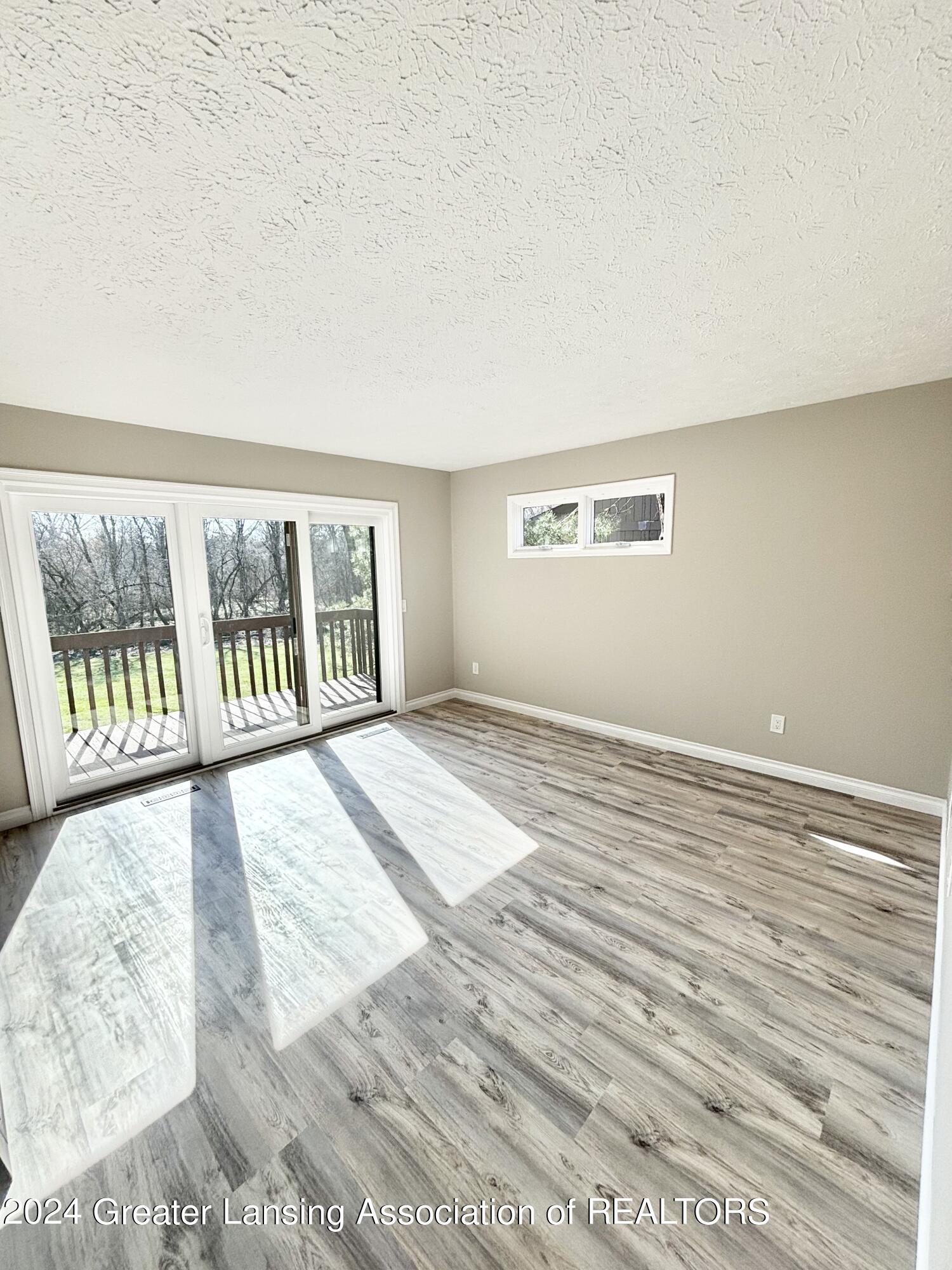 5429 Wild Oak Drive, 21