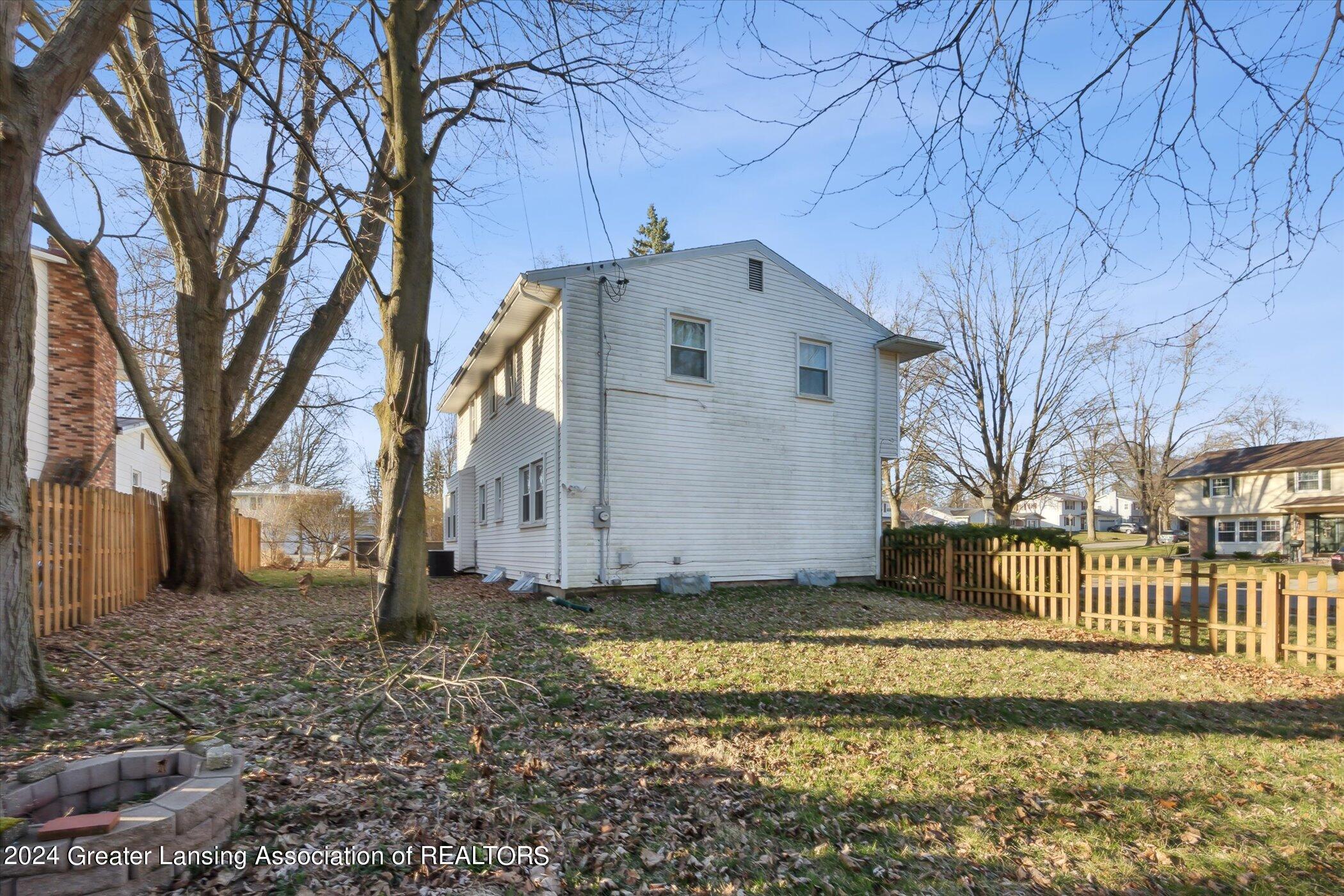 2615 Oban Road
