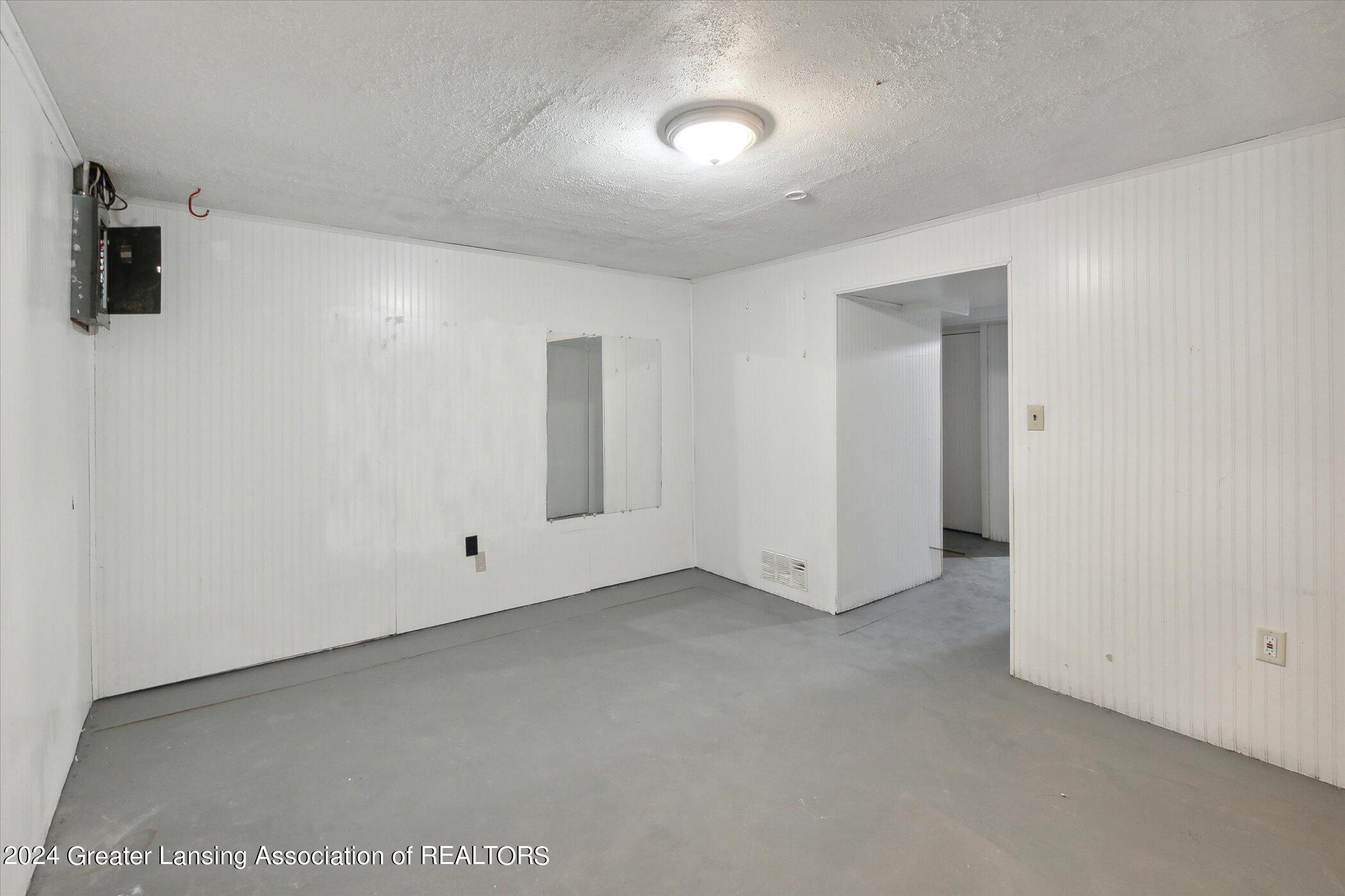 1750 Maple Ridge Road