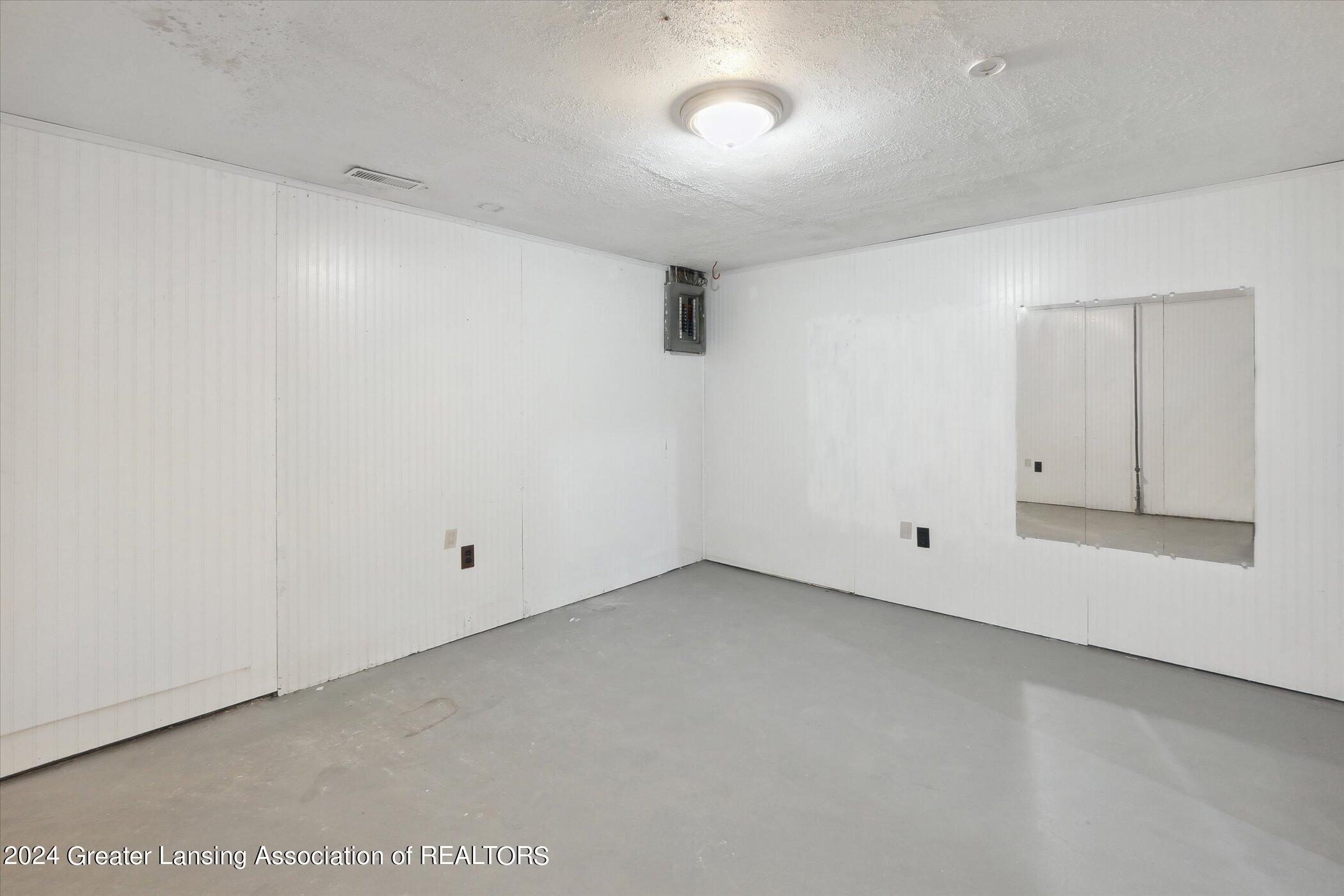 1750 Maple Ridge Road