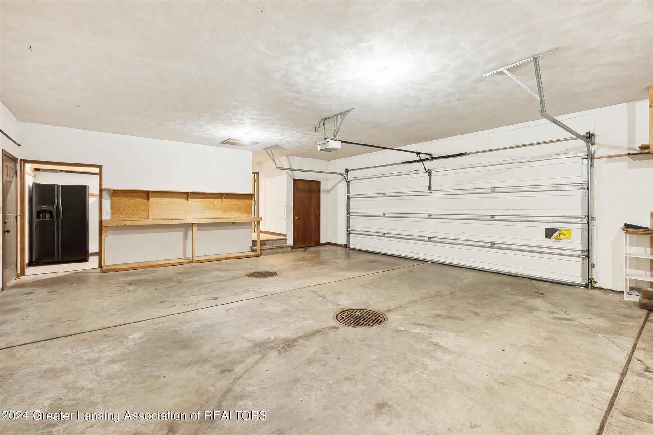 419 Whispering Pines