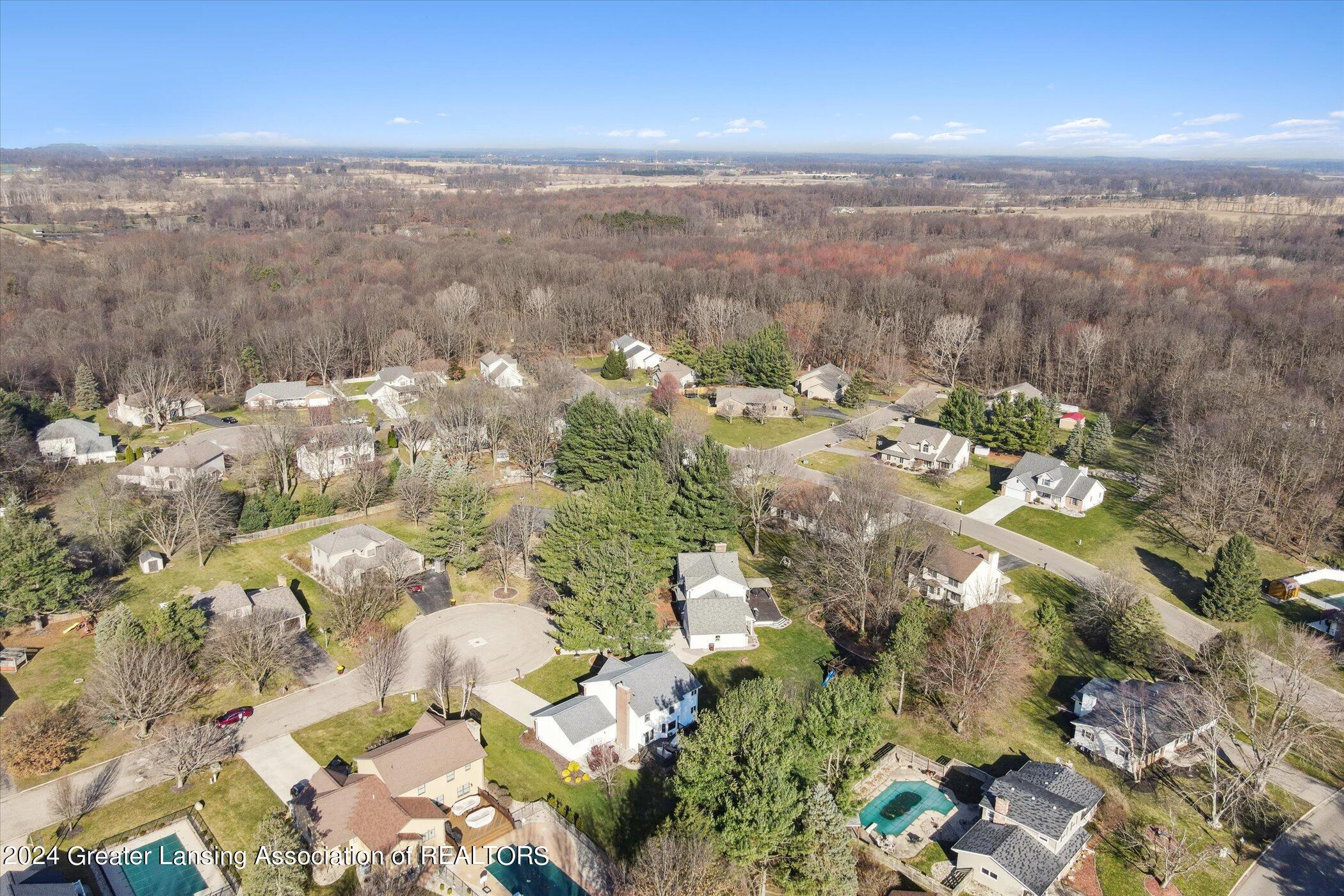 419 Whispering Pines