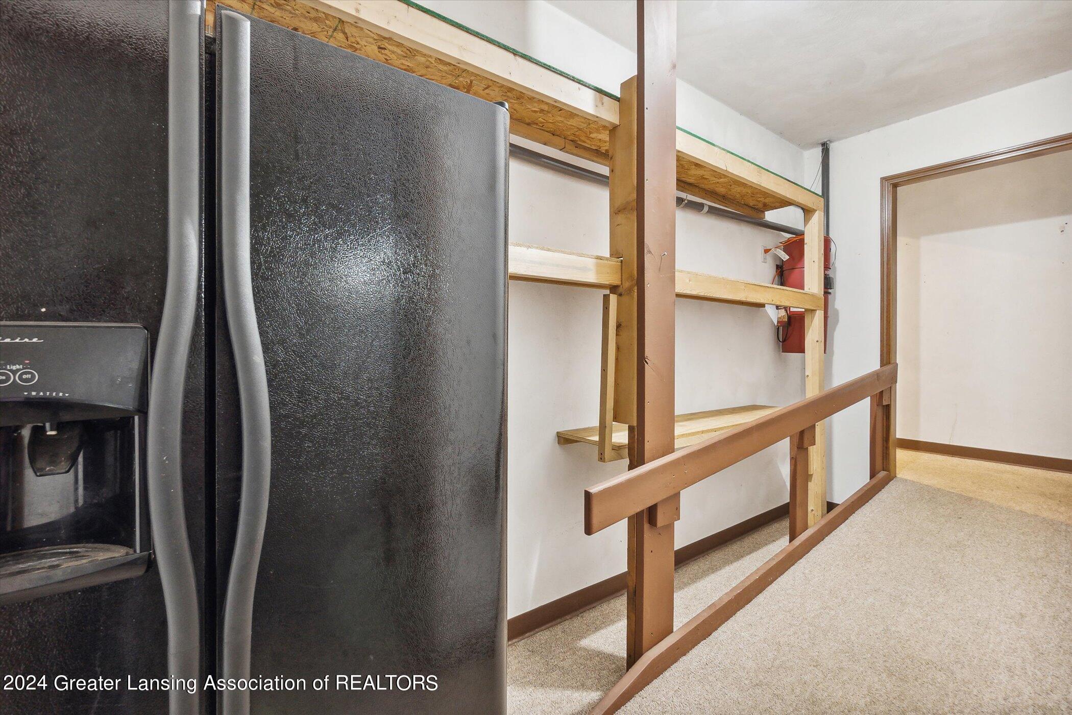 419 Whispering Pines