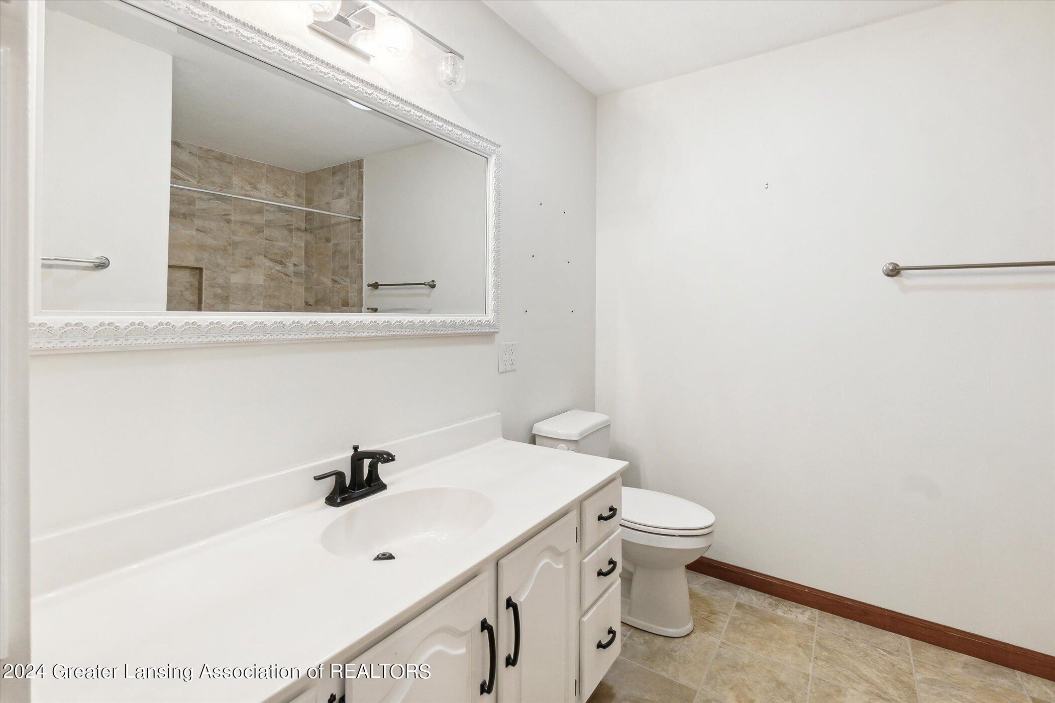 419 Whispering Pines