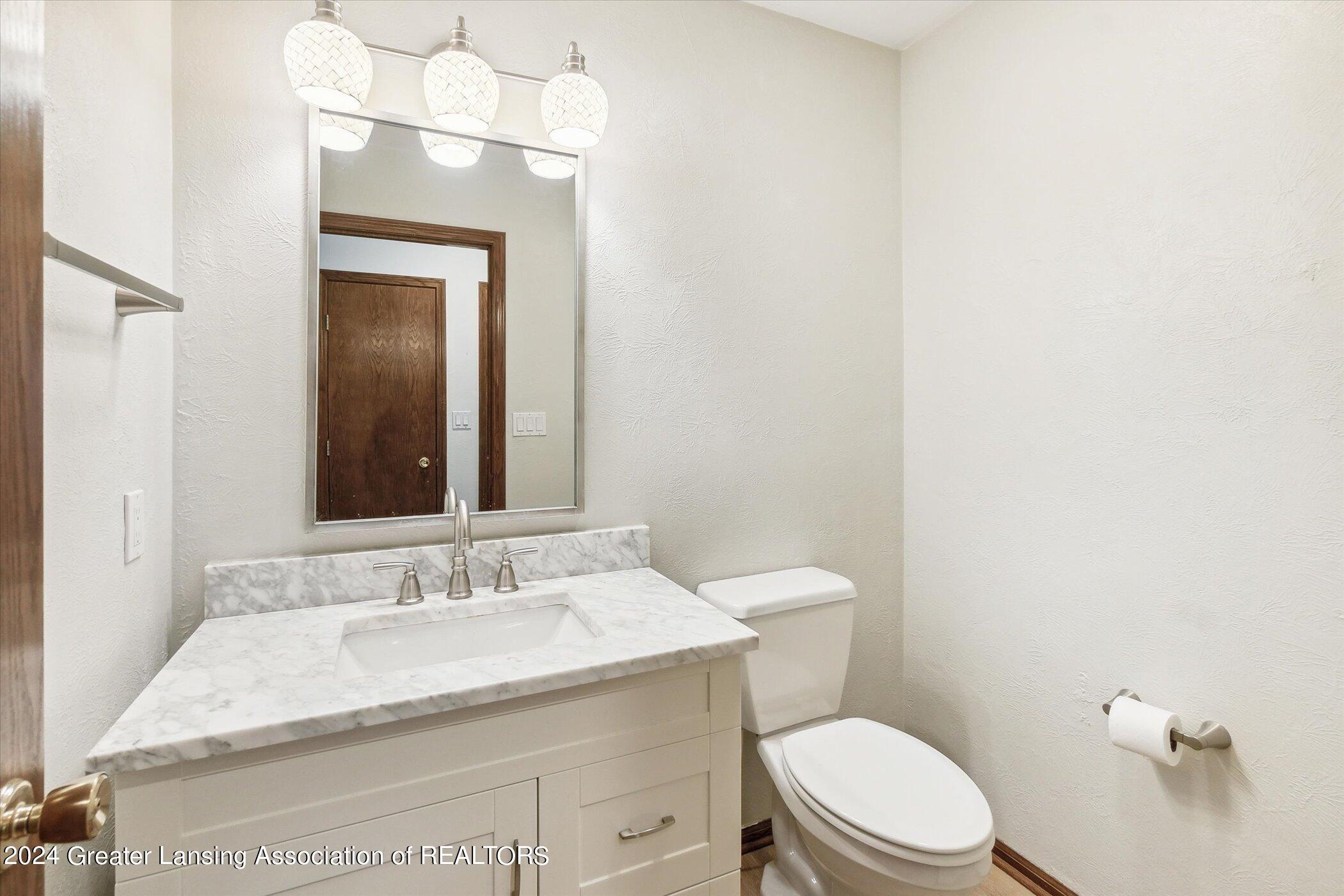 419 Whispering Pines