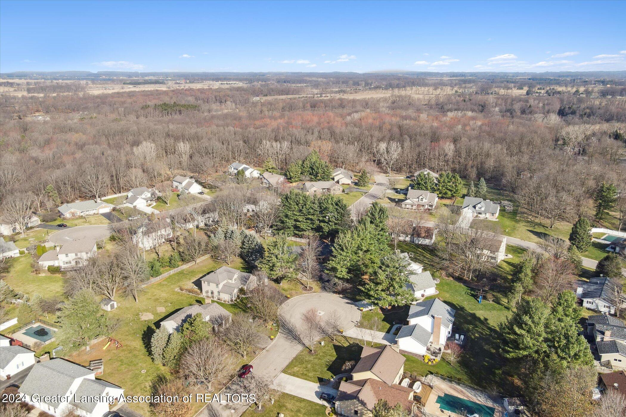 419 Whispering Pines