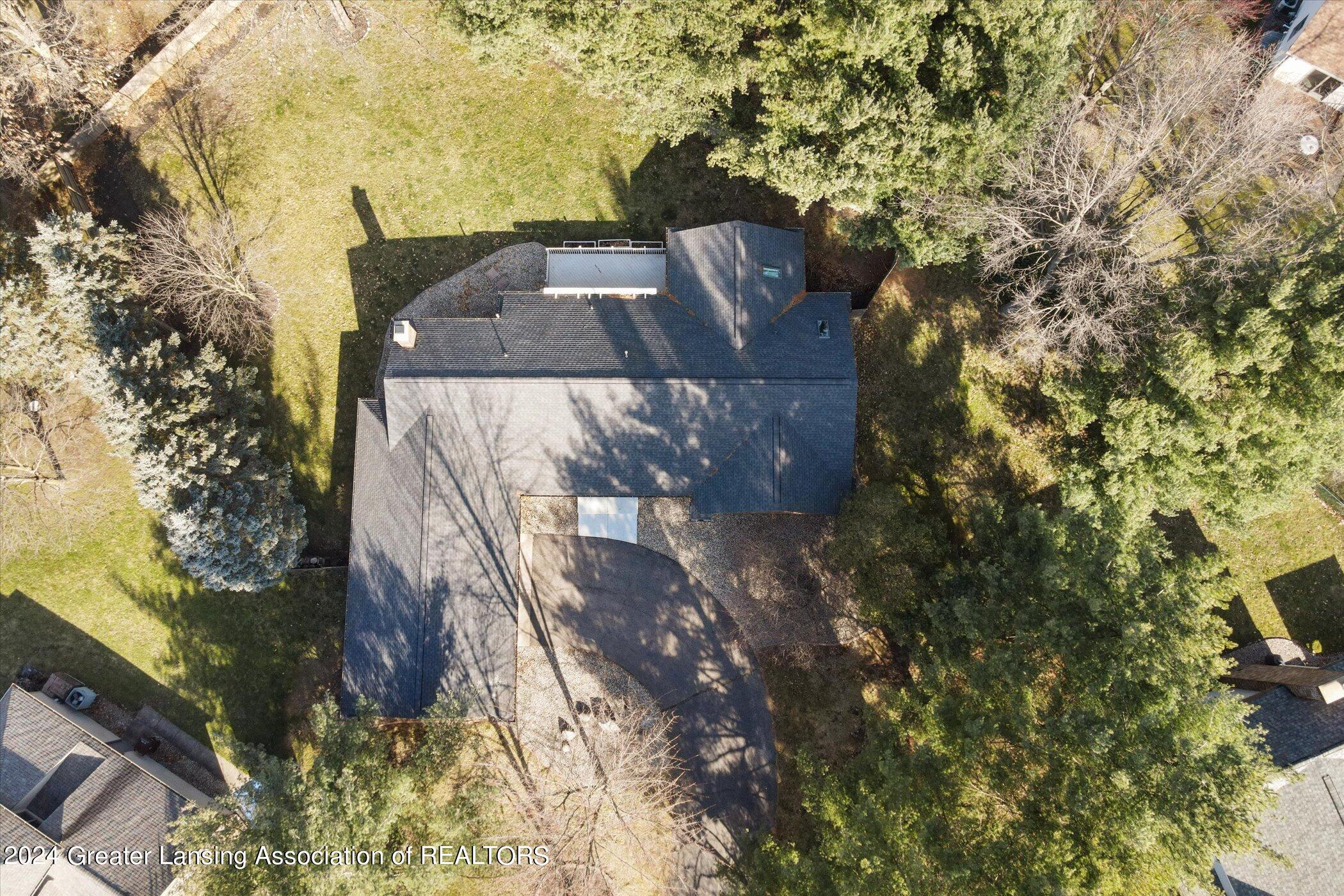 419 Whispering Pines