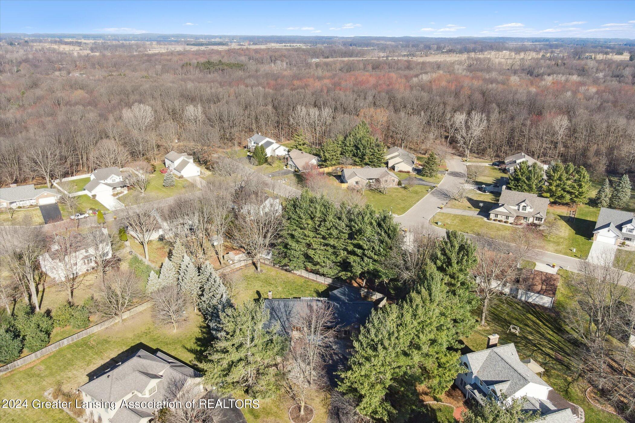 419 Whispering Pines