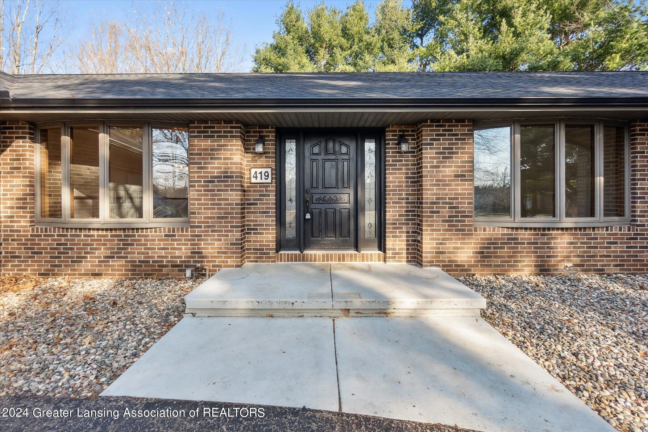 419 Whispering Pines