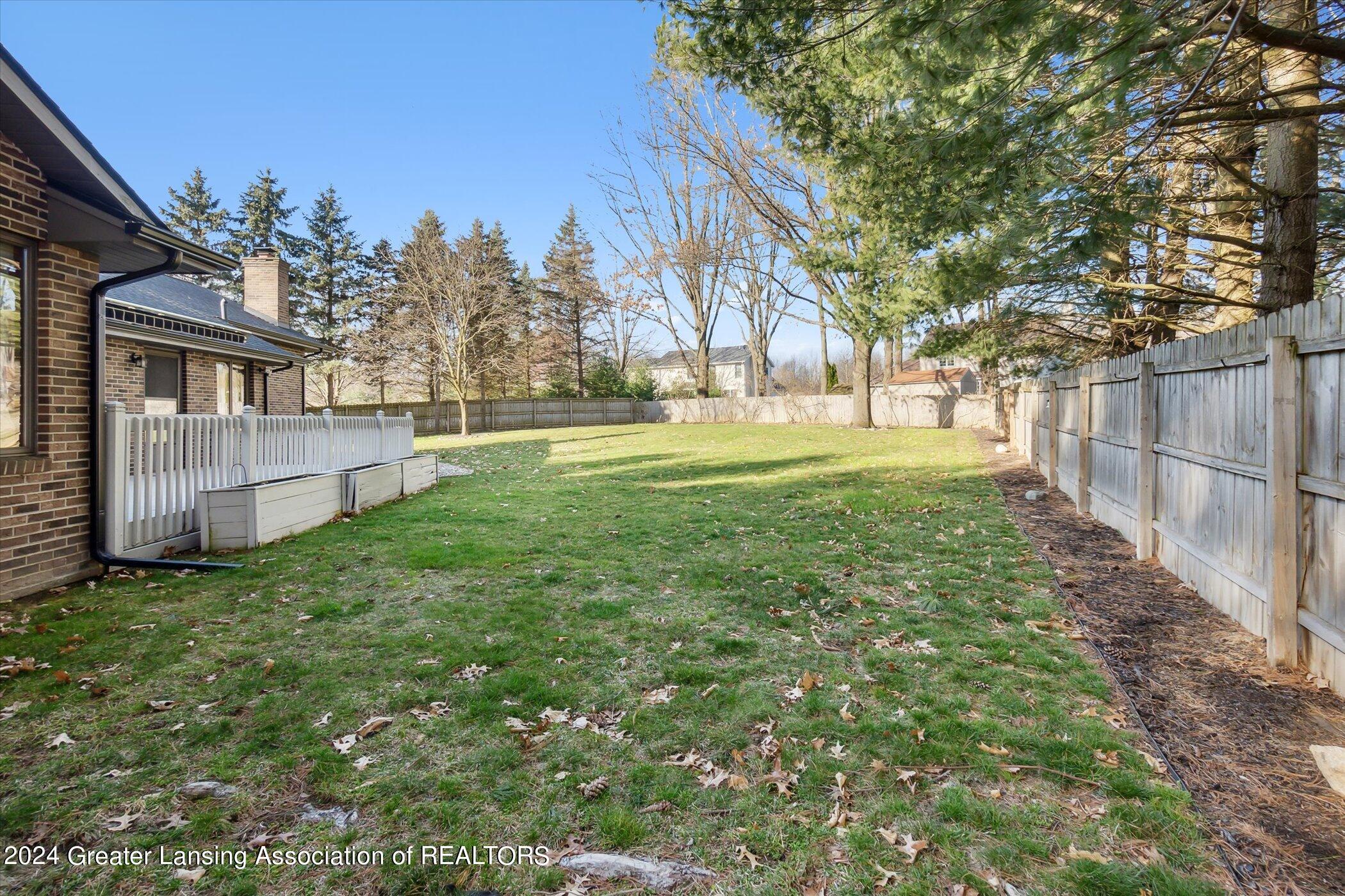 419 Whispering Pines