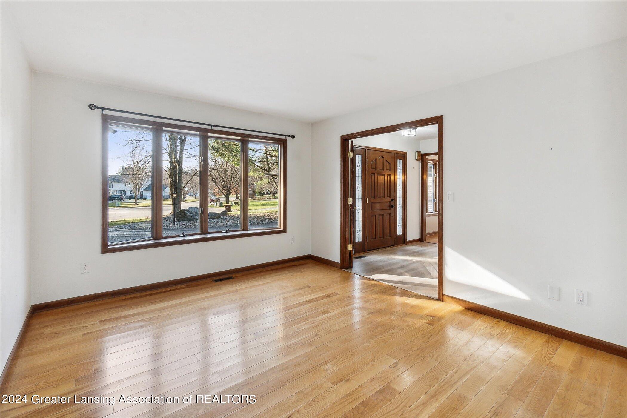 419 Whispering Pines