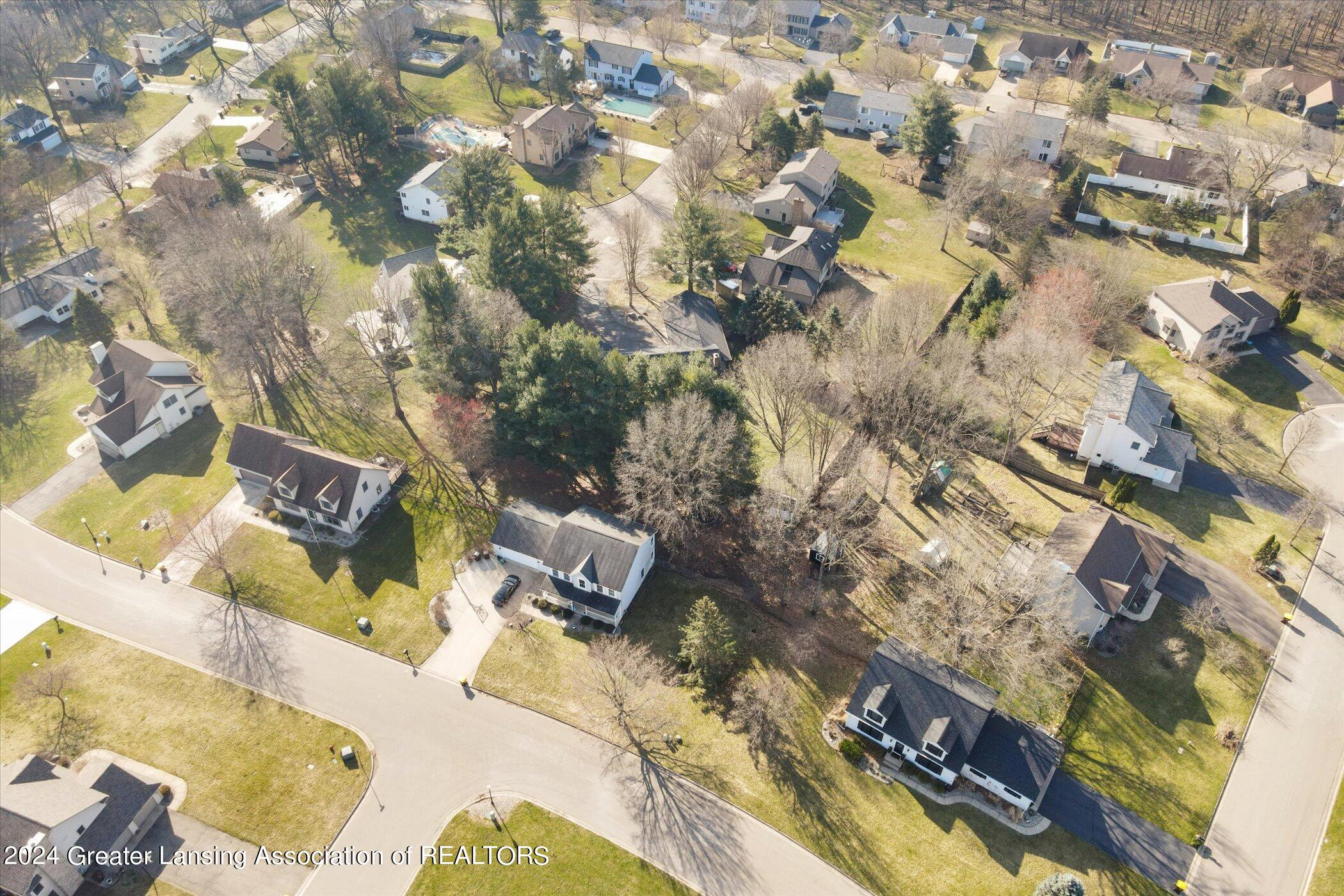 419 Whispering Pines