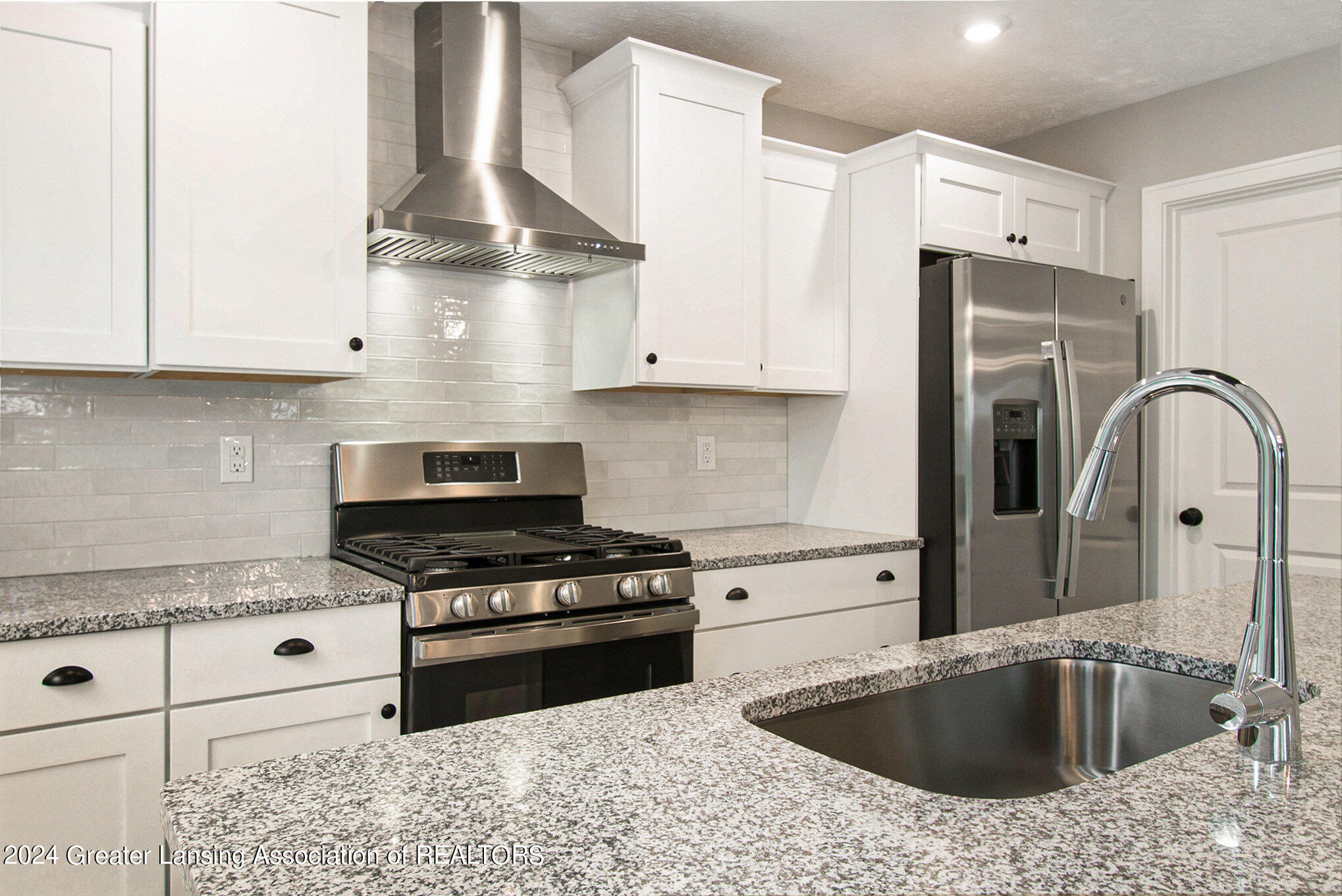 14013 Ambrosia Avenue, DeWitt