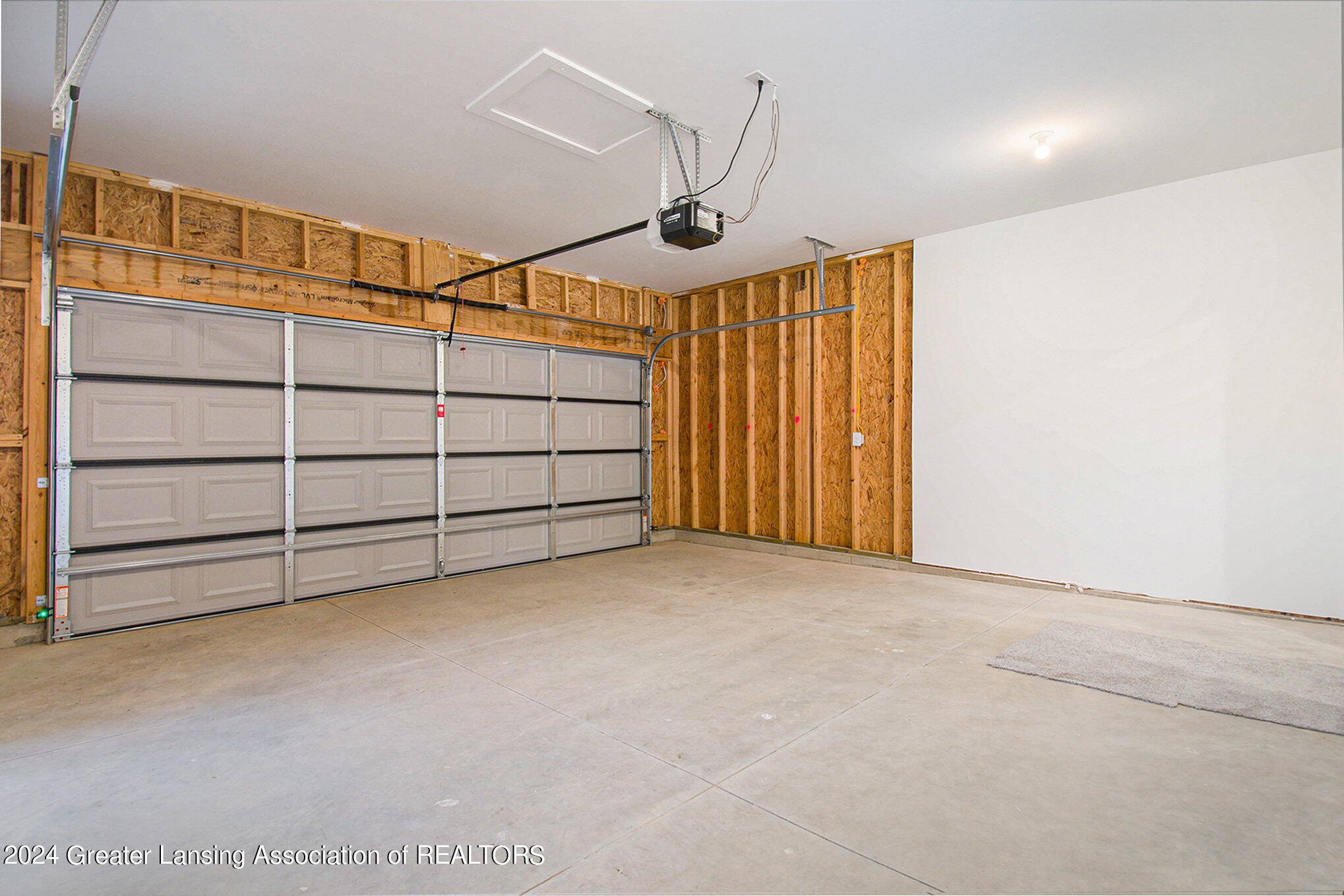 14013 Ambrosia Avenue, DeWitt