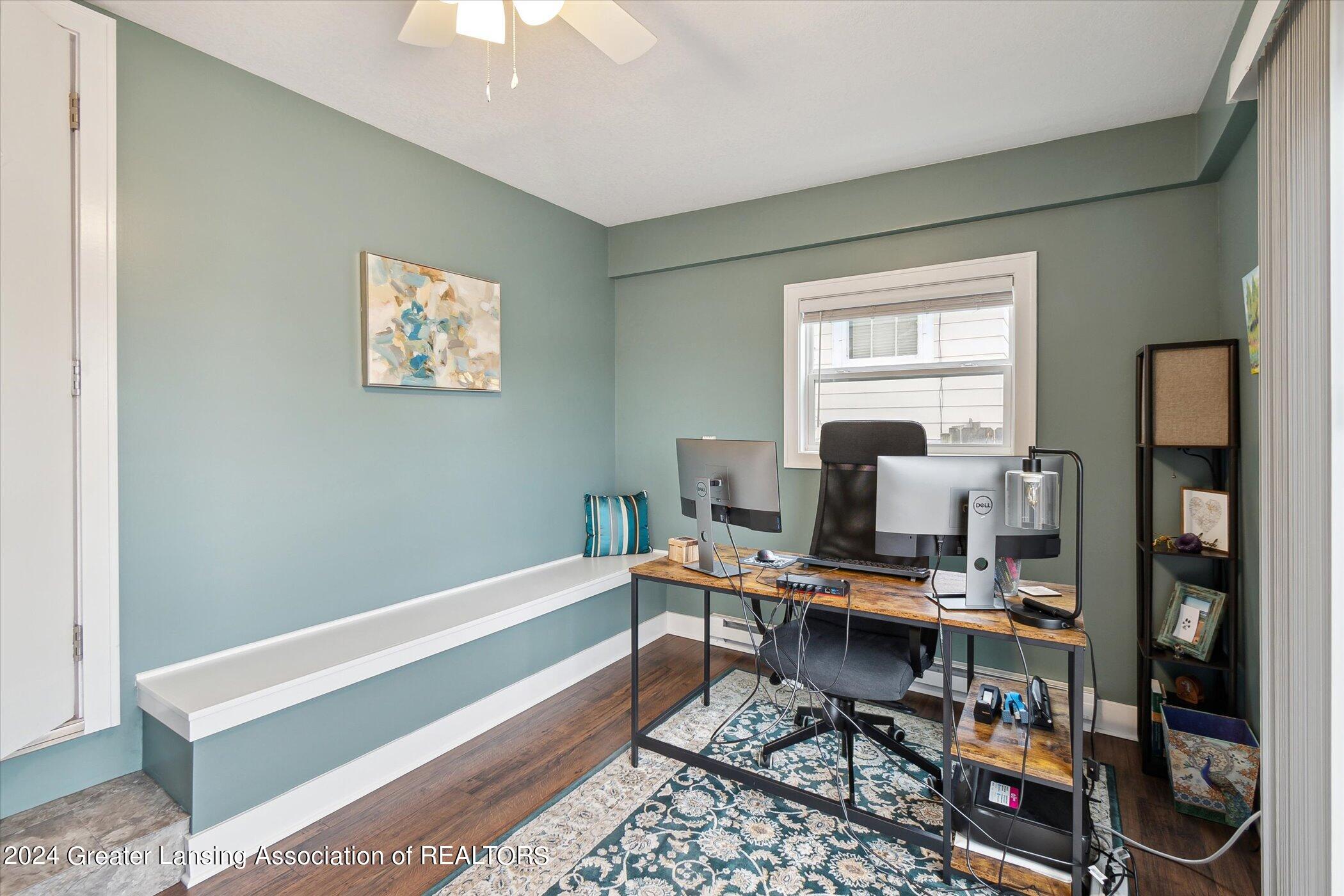 1238 Parkview Street