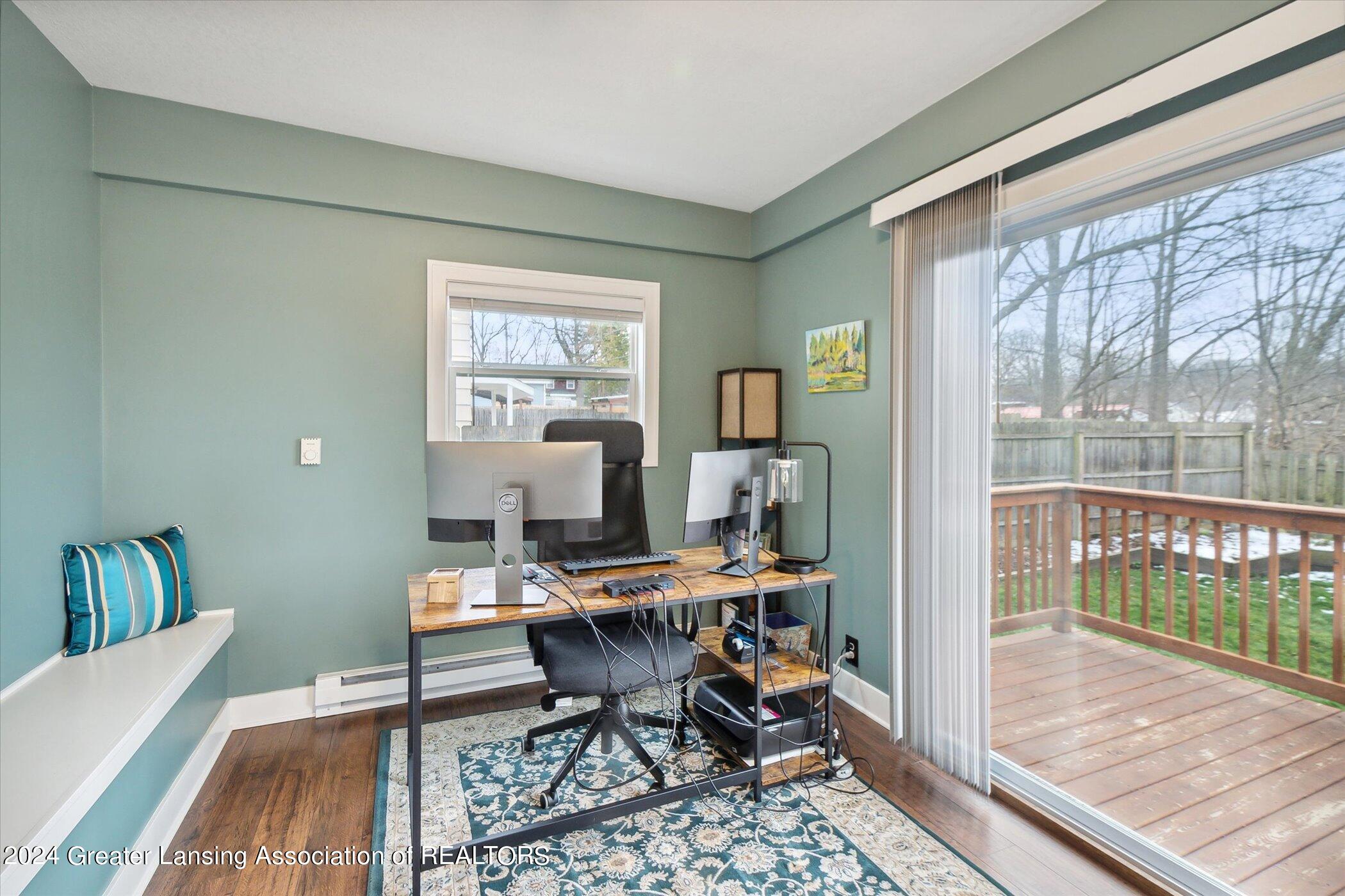 1238 Parkview Street