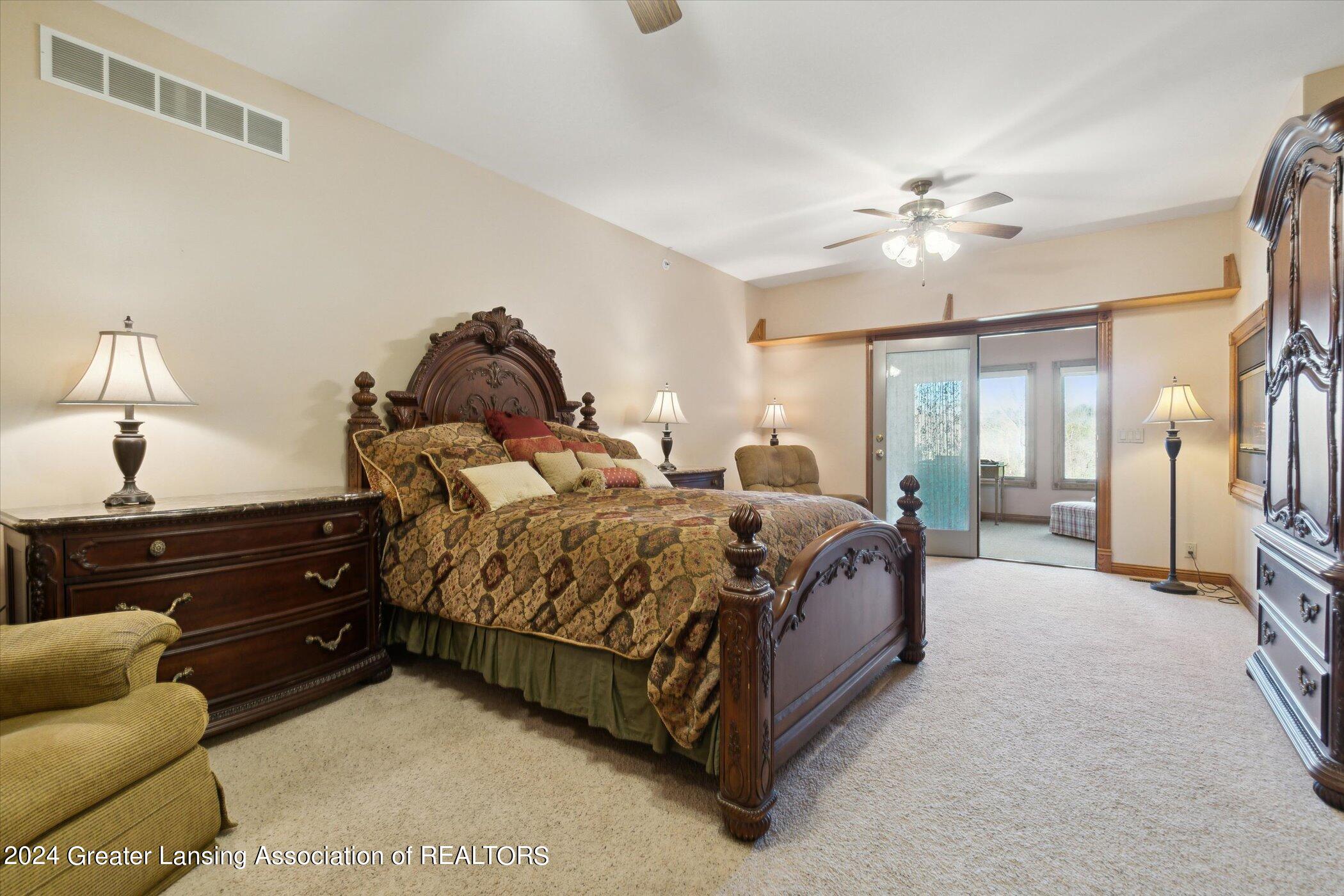 4290 S Dewitt Road, St. Johns