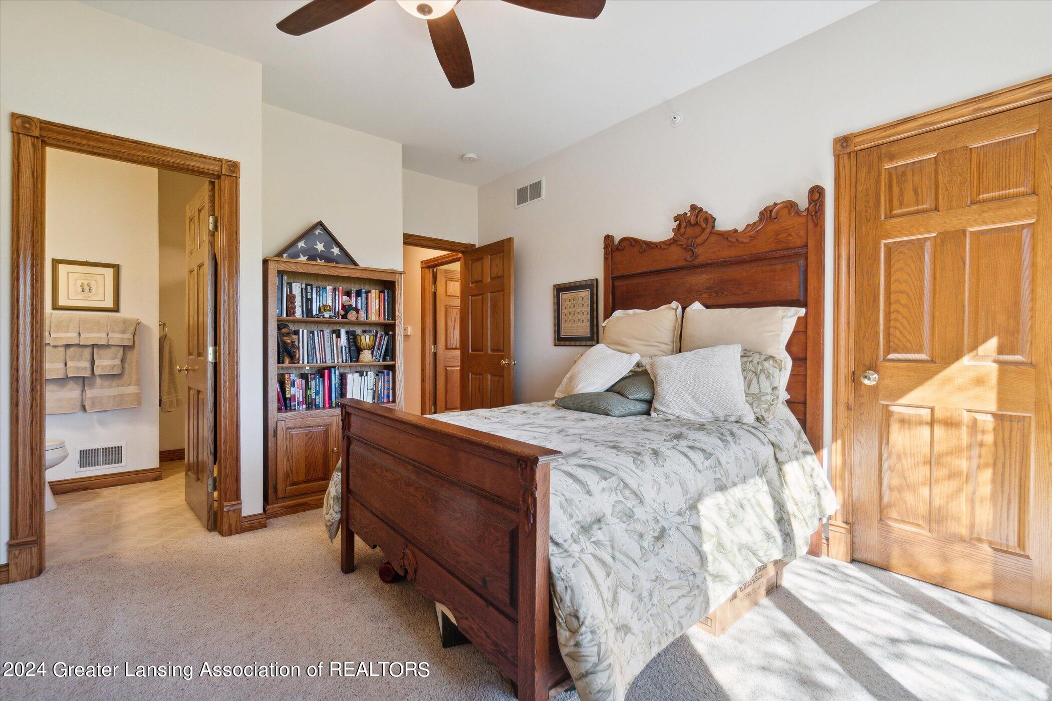 4290 S Dewitt Road, St. Johns