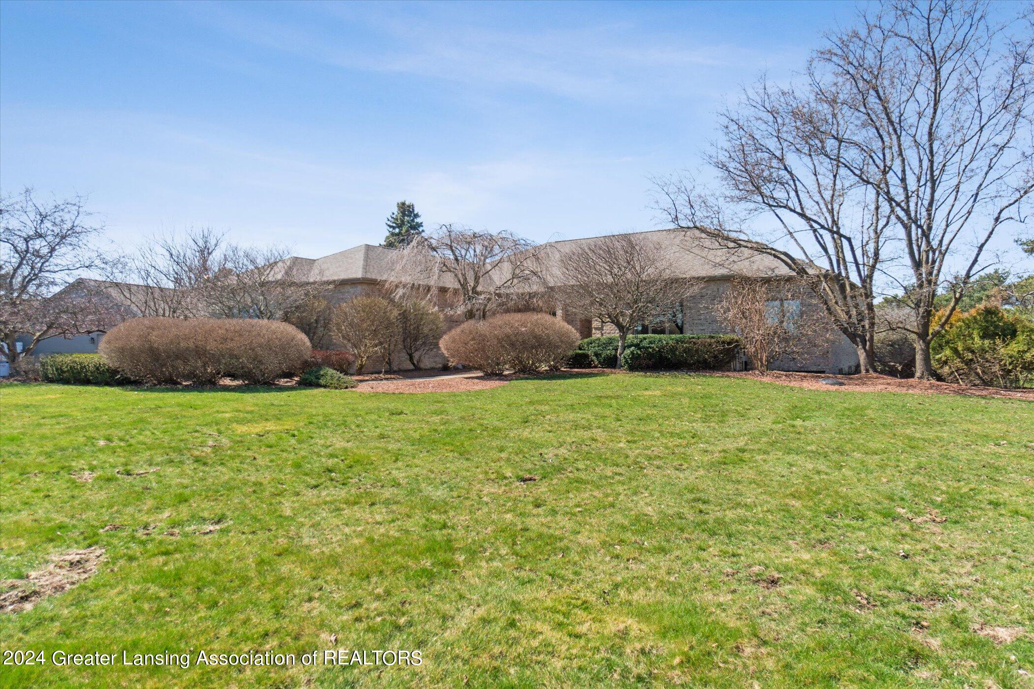 4290 S Dewitt Road, St. Johns