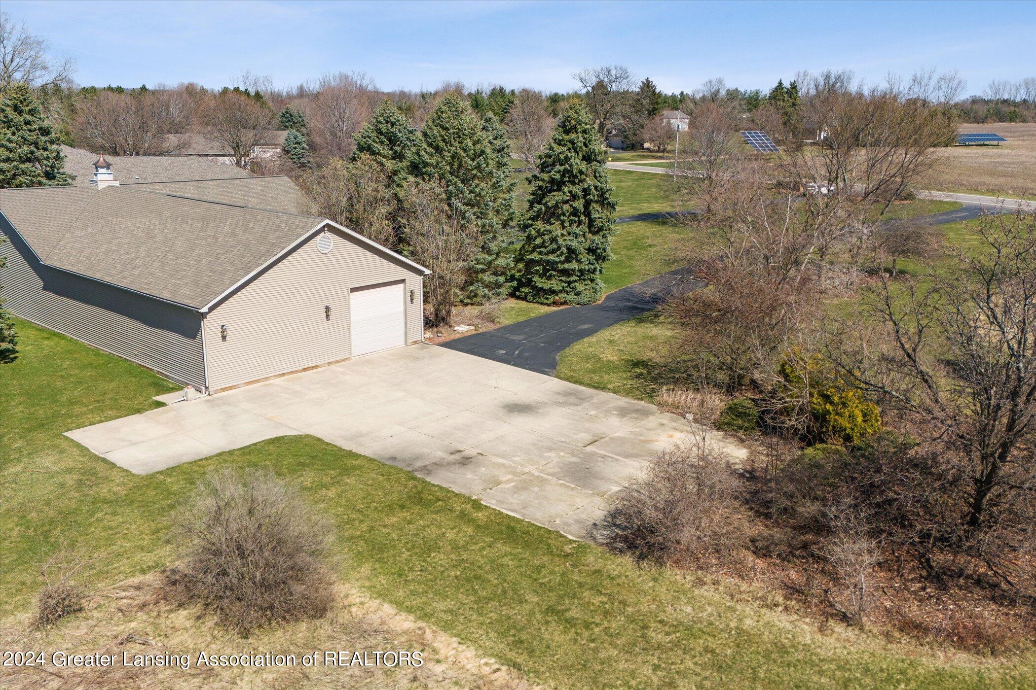 4290 S Dewitt Road, St. Johns