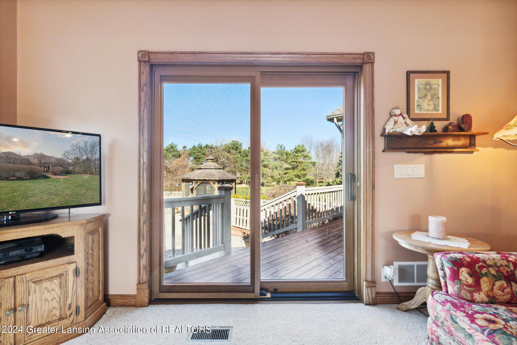 4290 S Dewitt Road, St. Johns