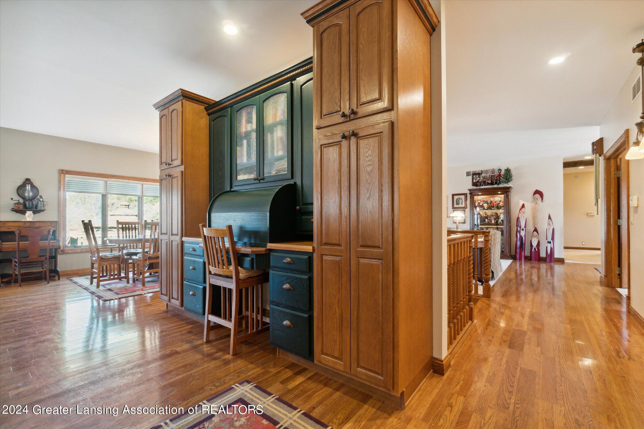 4290 S Dewitt Road, St. Johns