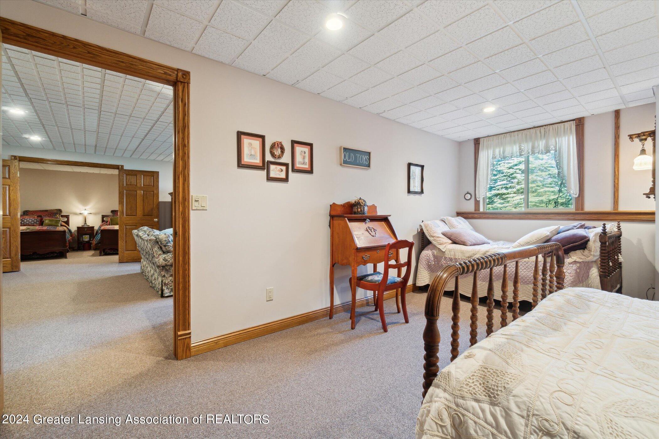 4290 S Dewitt Road, St. Johns