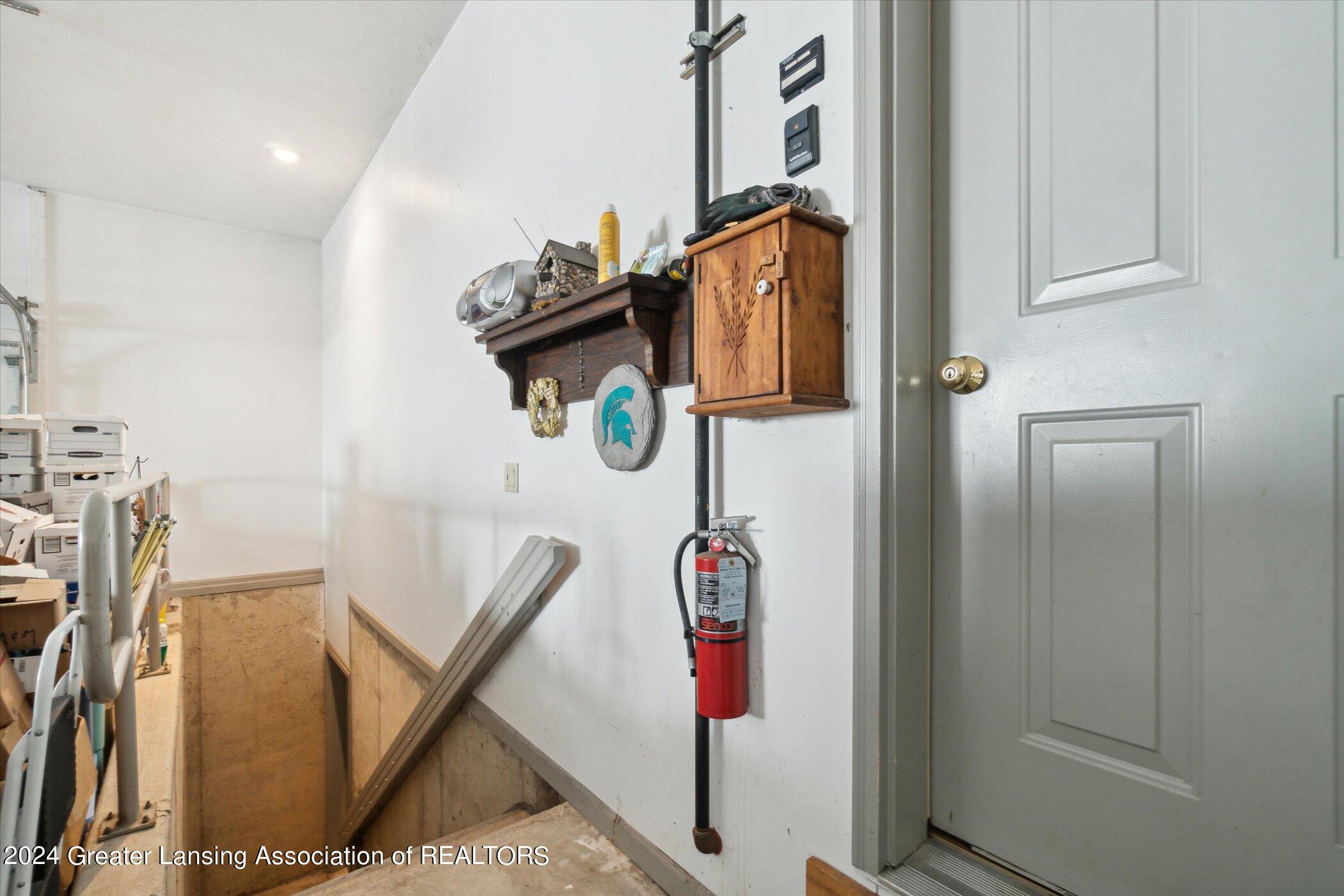 4290 S Dewitt Road, St. Johns