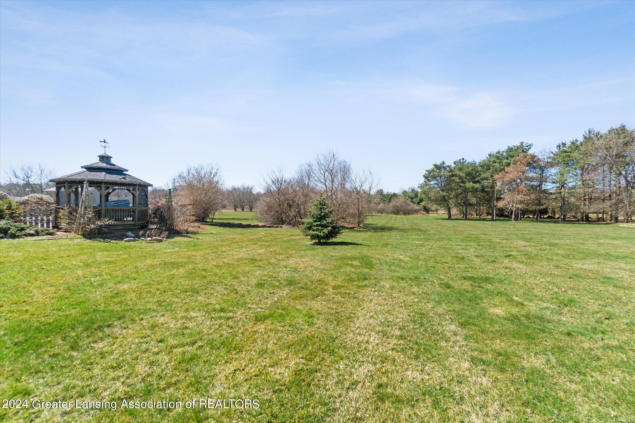 4290 S Dewitt Road, St. Johns