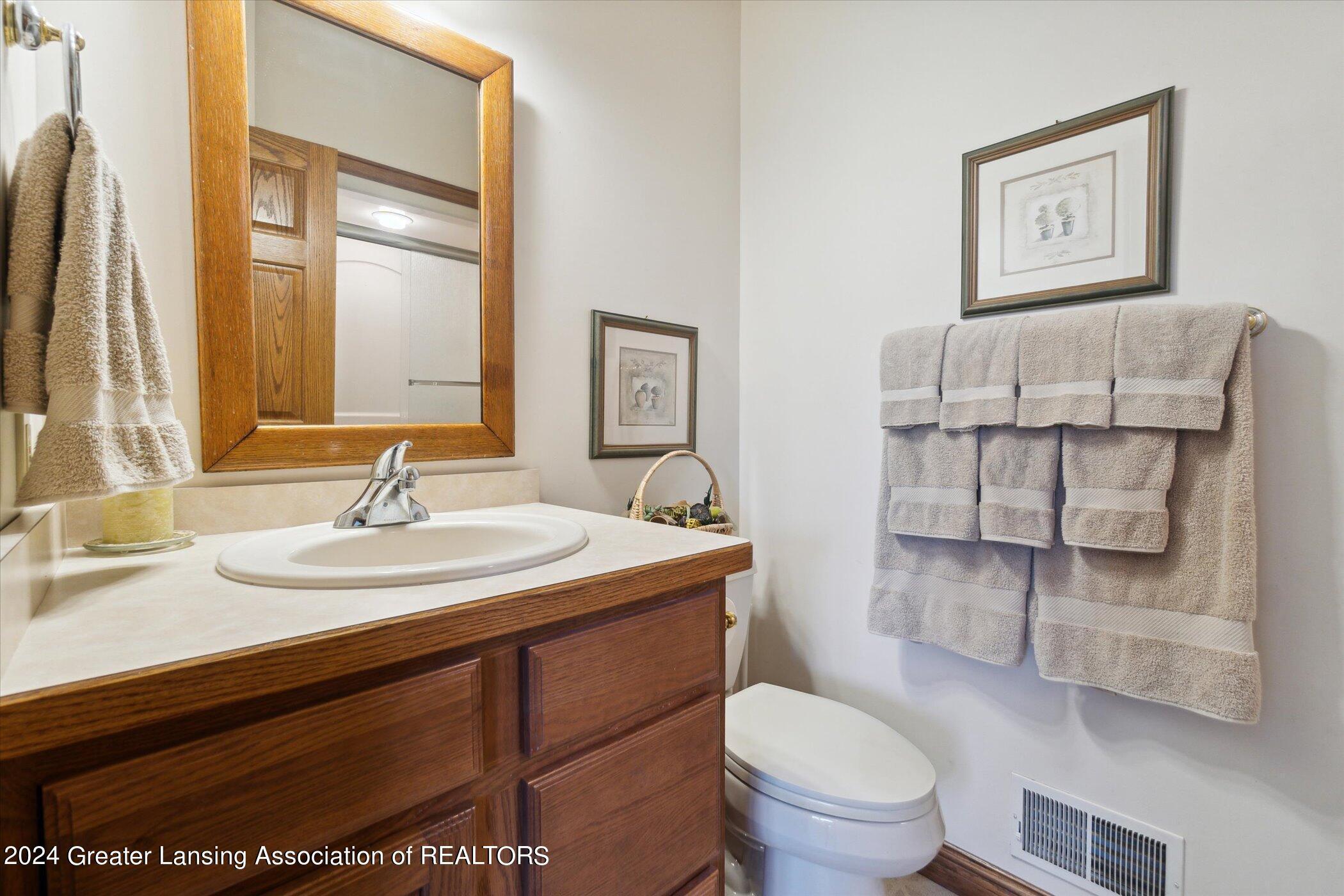 4290 S Dewitt Road, St. Johns