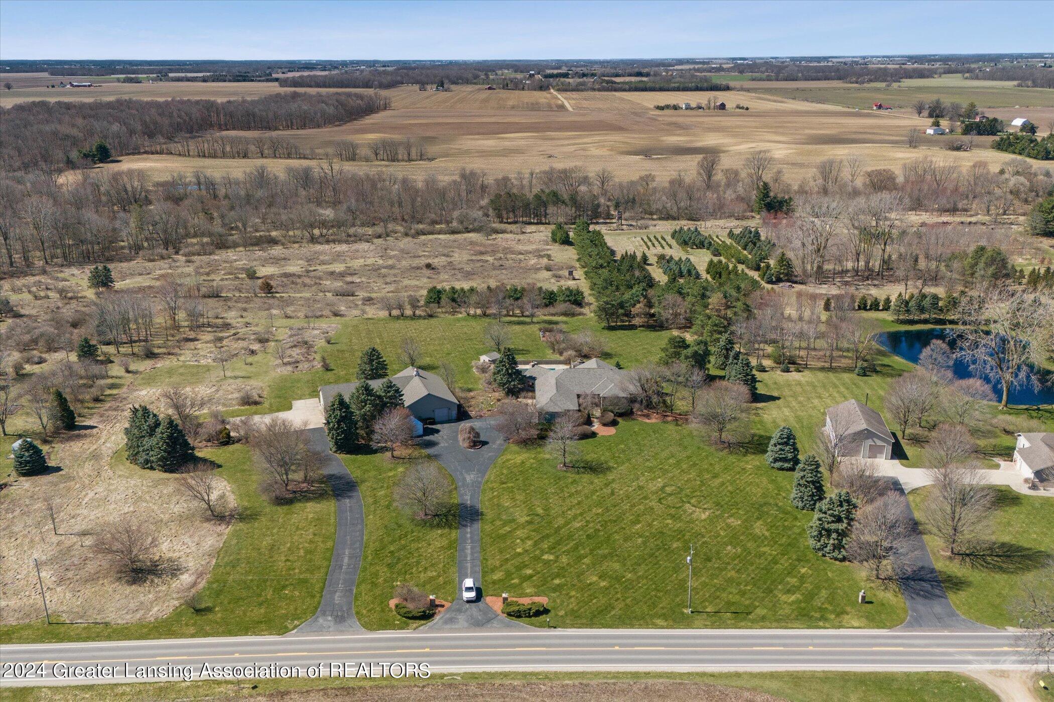 4290 S Dewitt Road, St. Johns