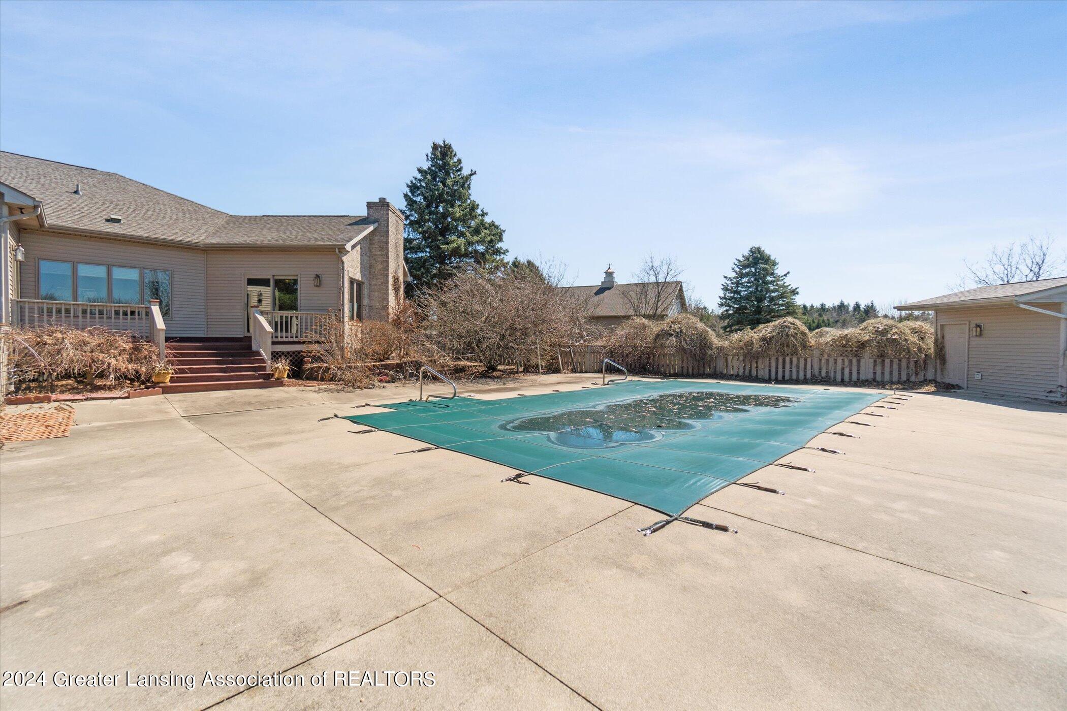 4290 S Dewitt Road, St. Johns