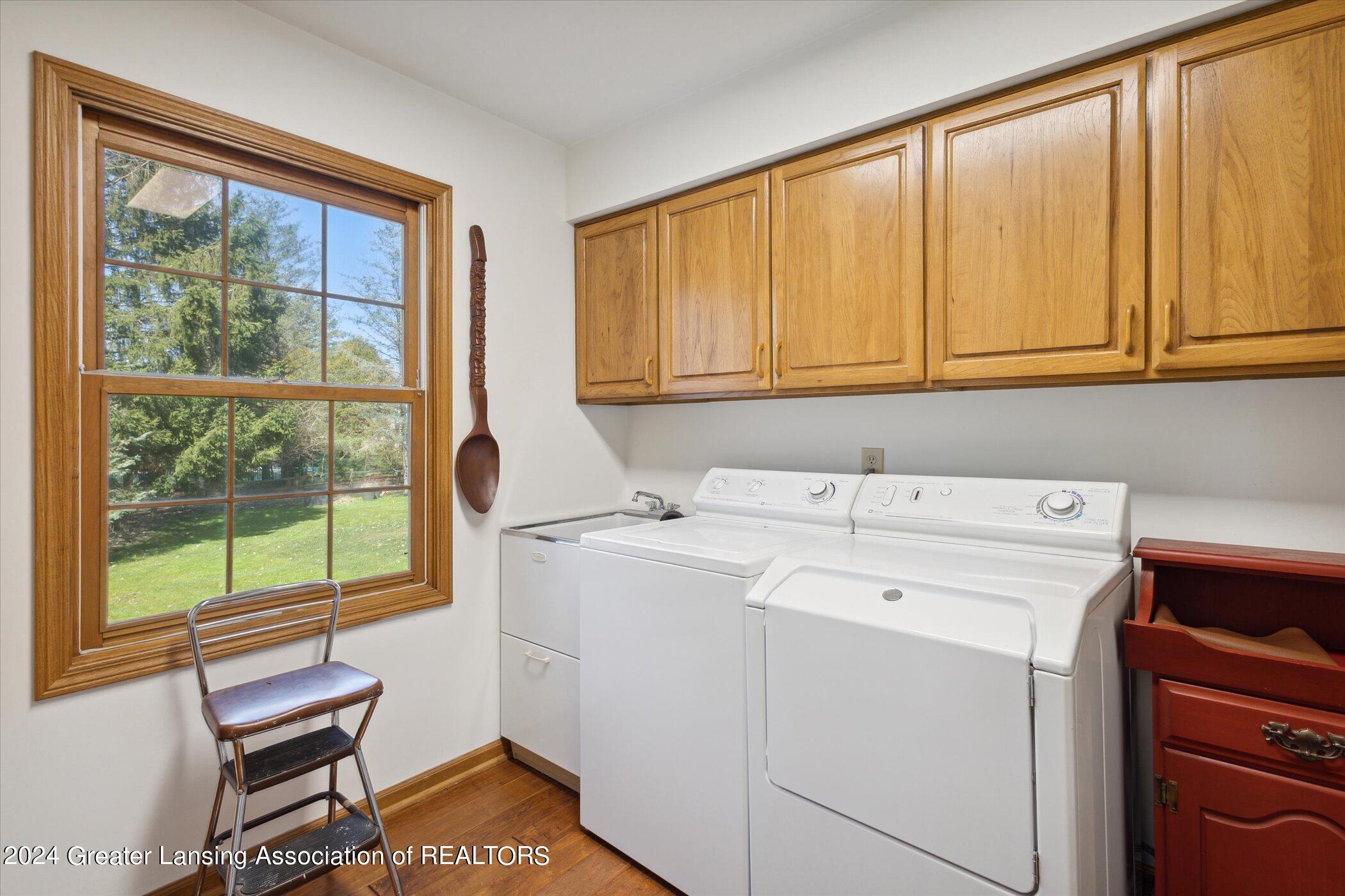 3937 Breckinridge Drive