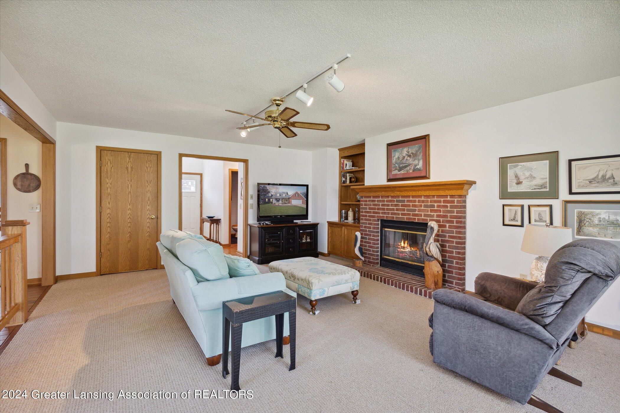 3937 Breckinridge Drive