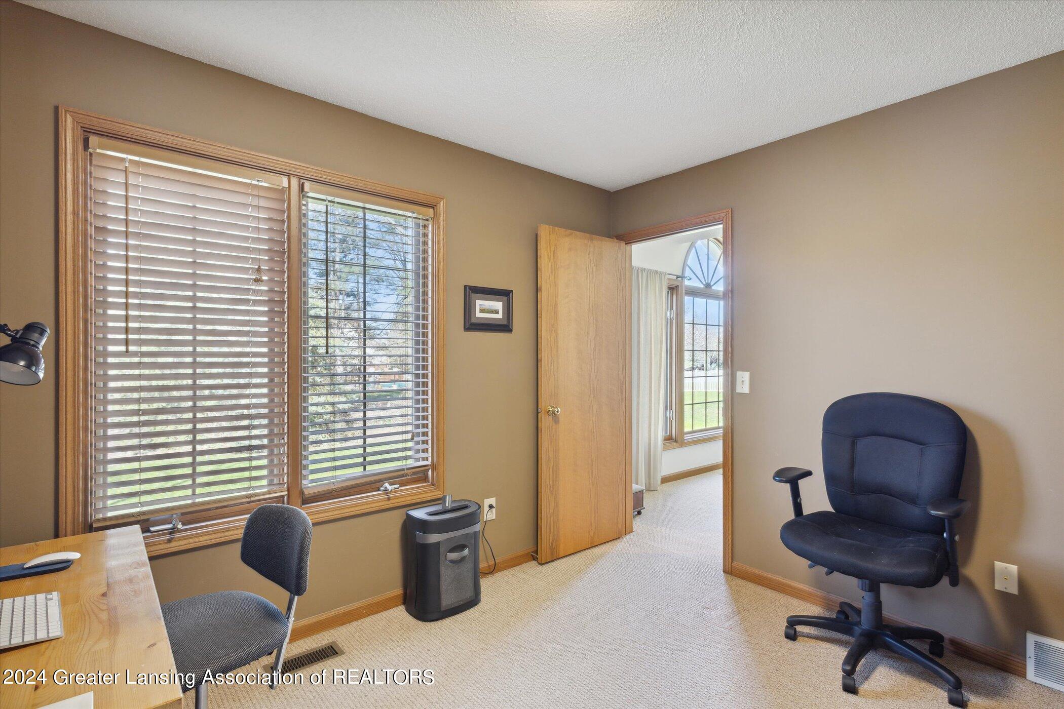 3937 Breckinridge Drive