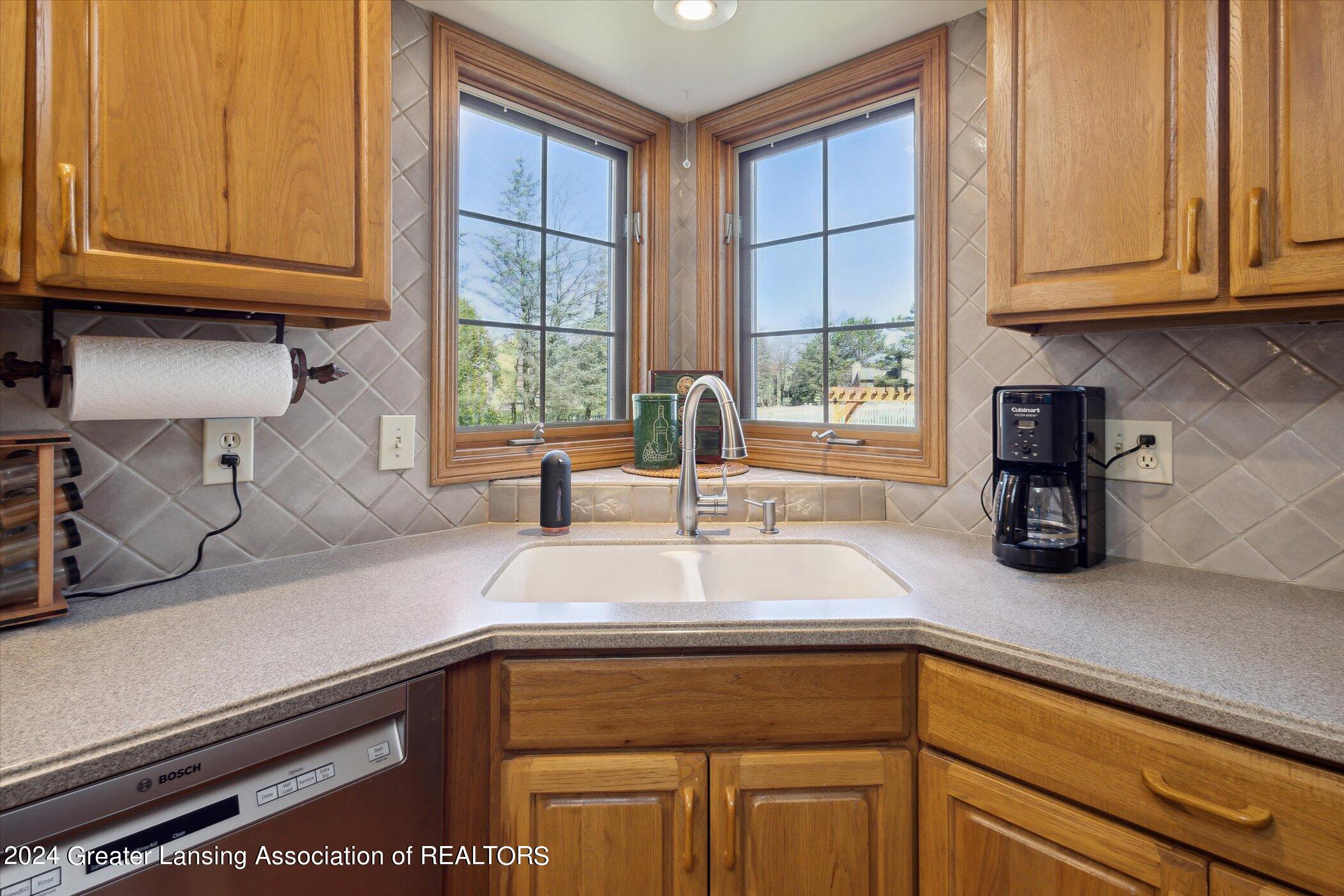 3937 Breckinridge Drive