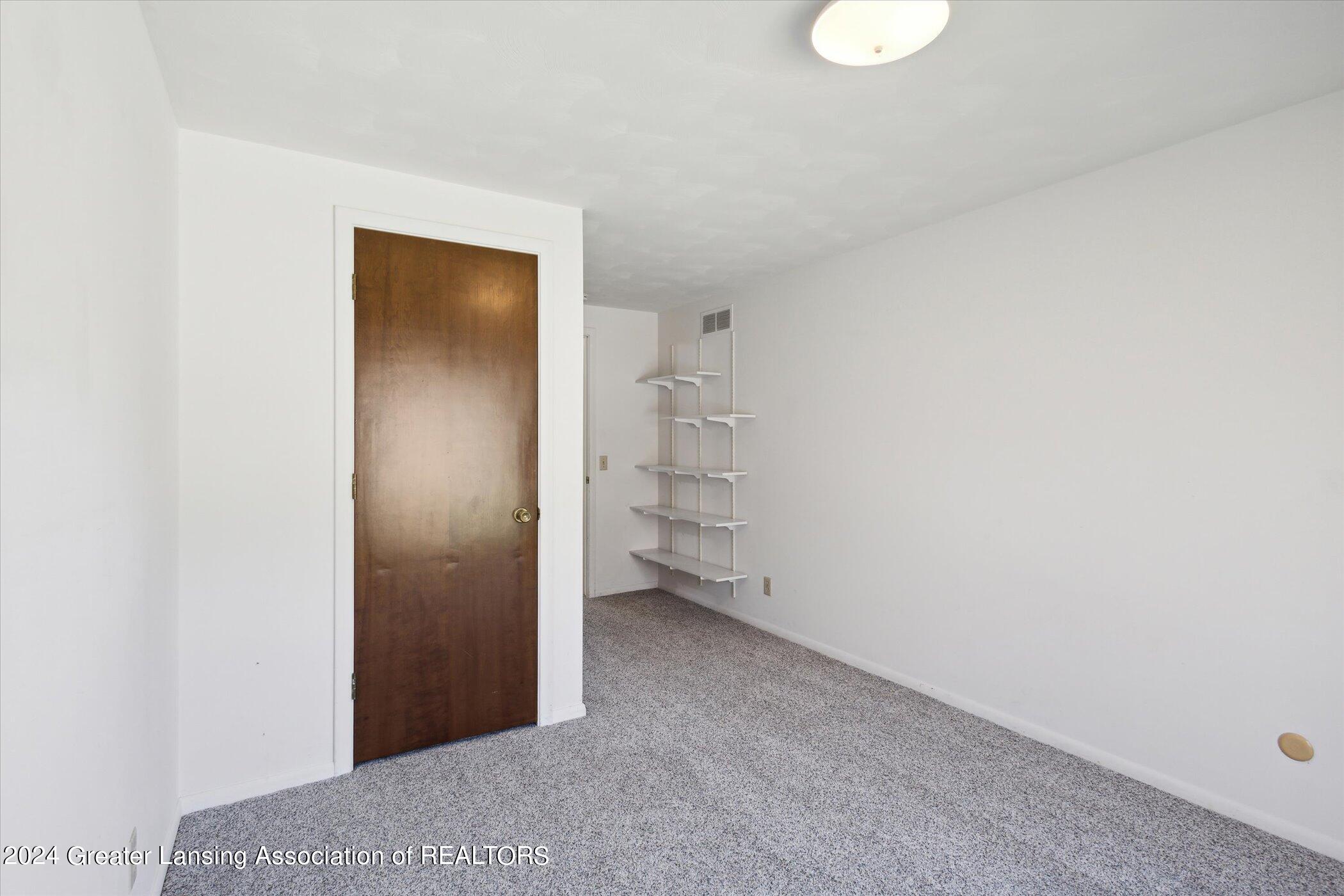 2045 Sheldrake Avenue