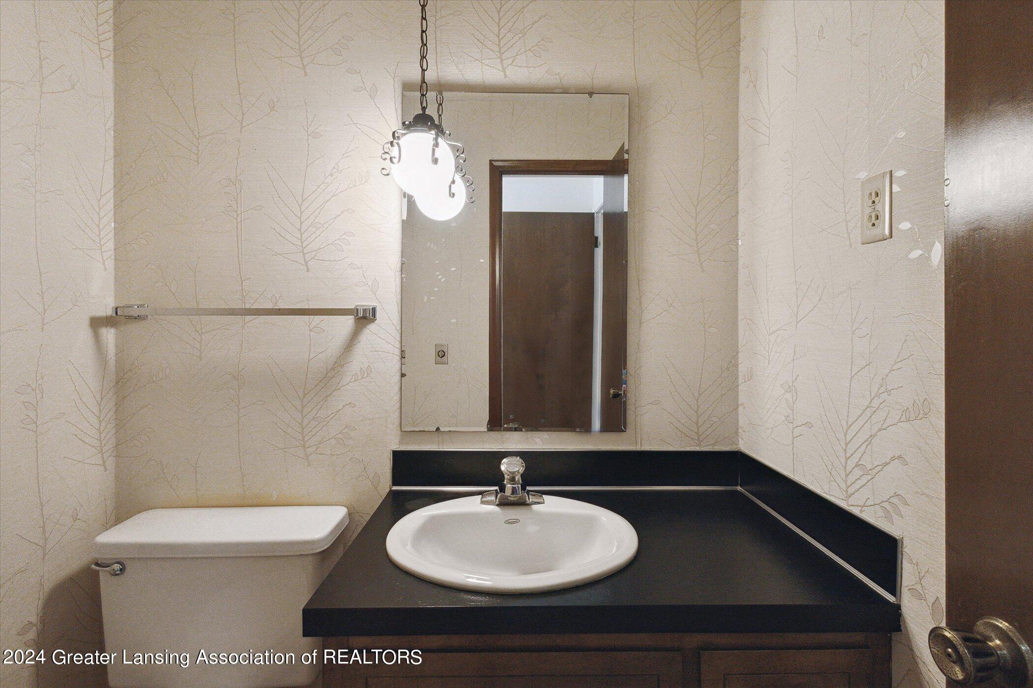 2045 Sheldrake Avenue