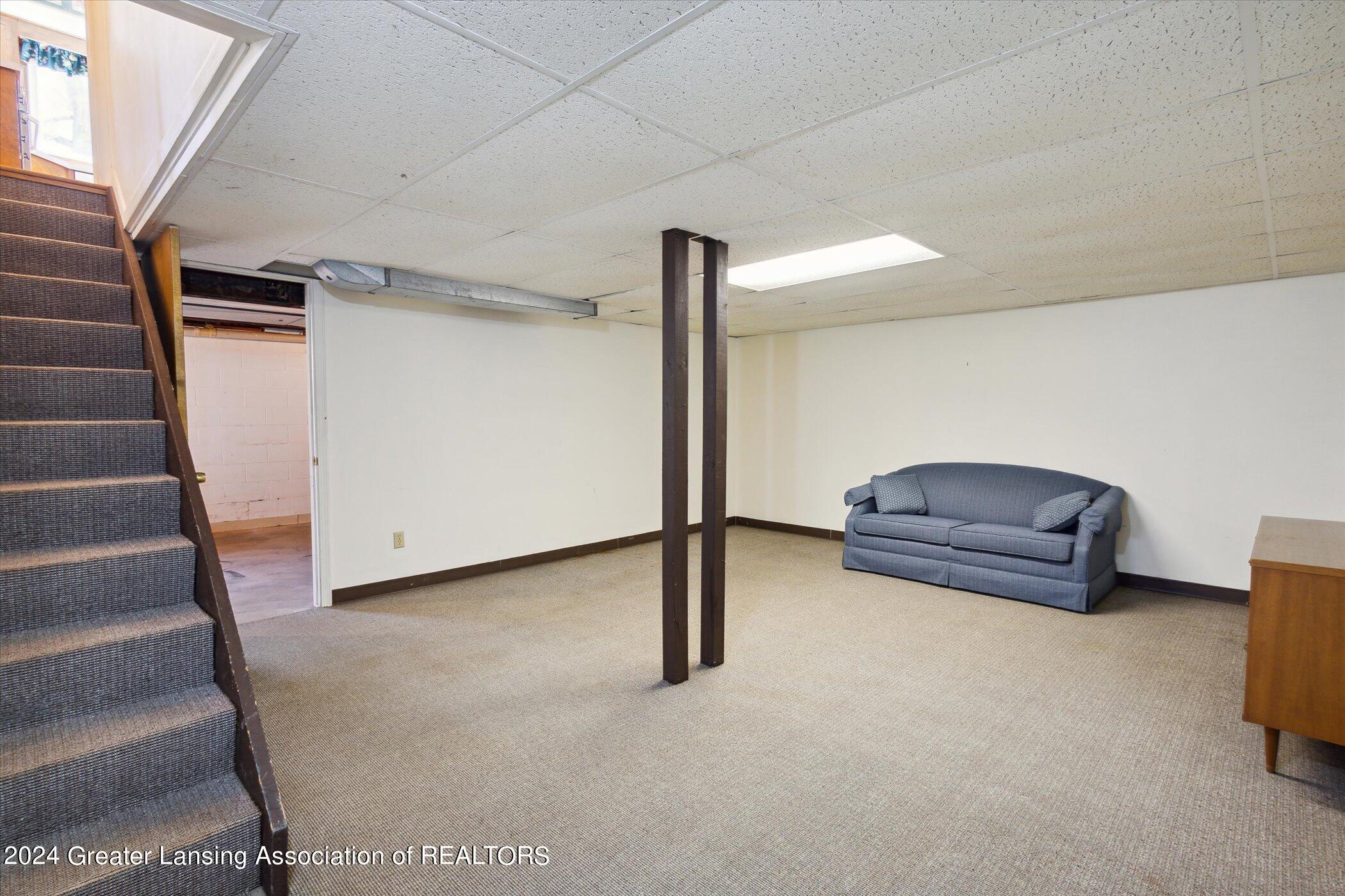 2045 Sheldrake Avenue