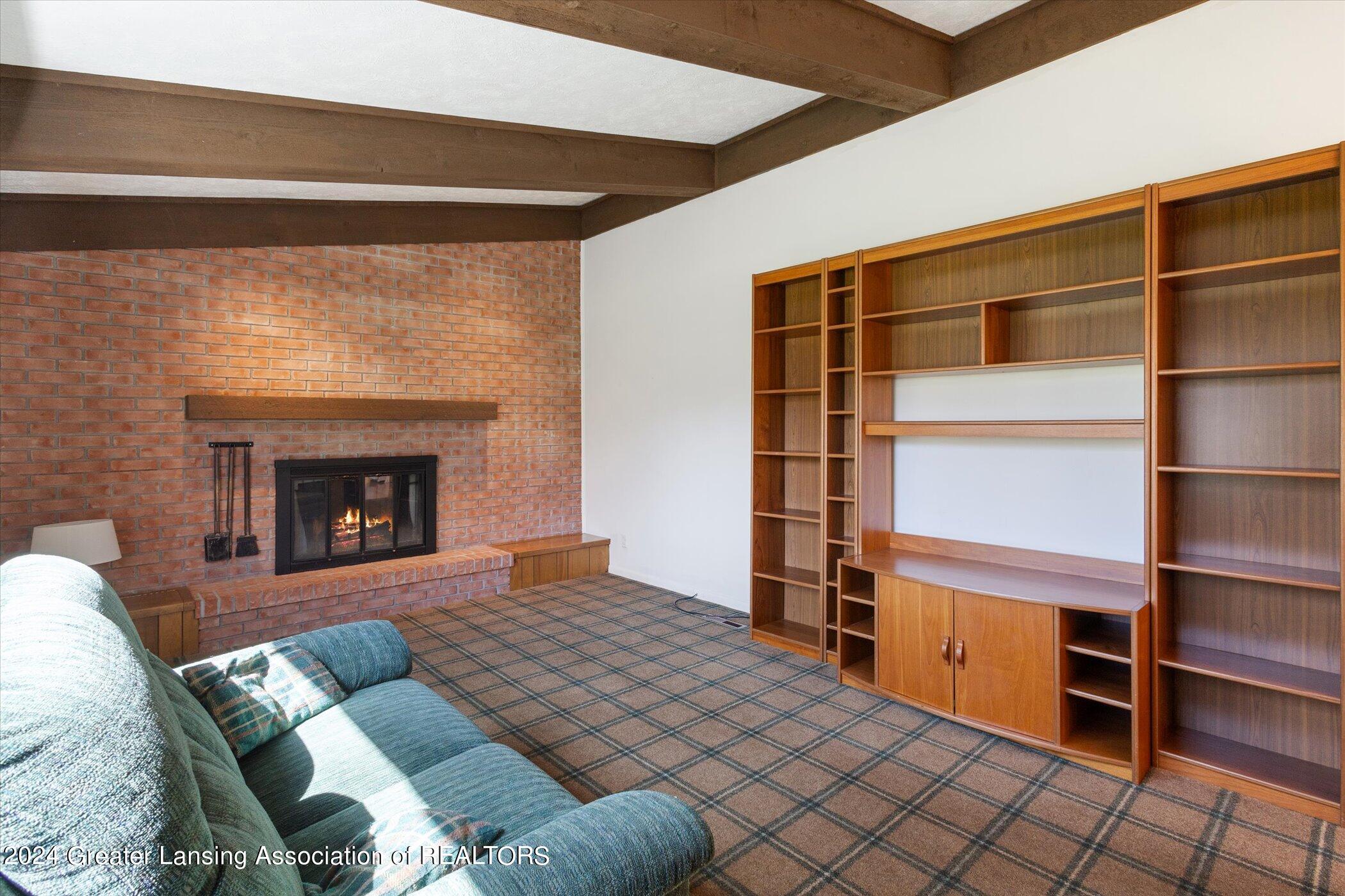 2045 Sheldrake Avenue