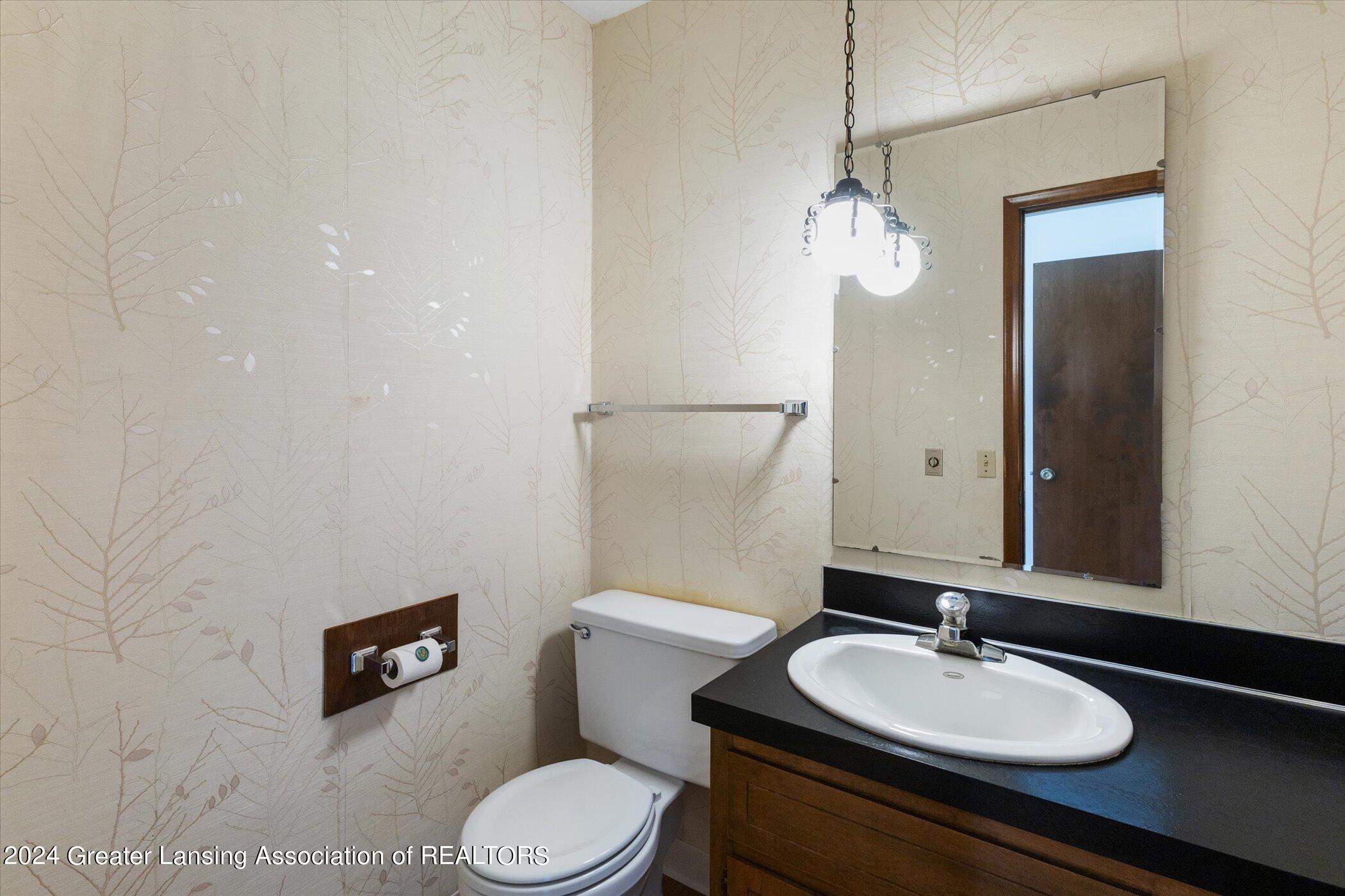 2045 Sheldrake Avenue