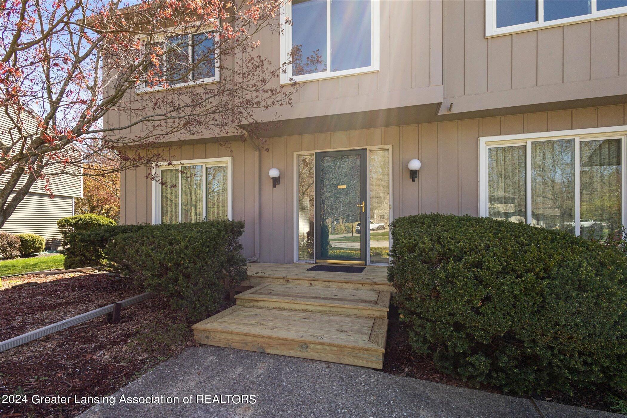 2045 Sheldrake Avenue