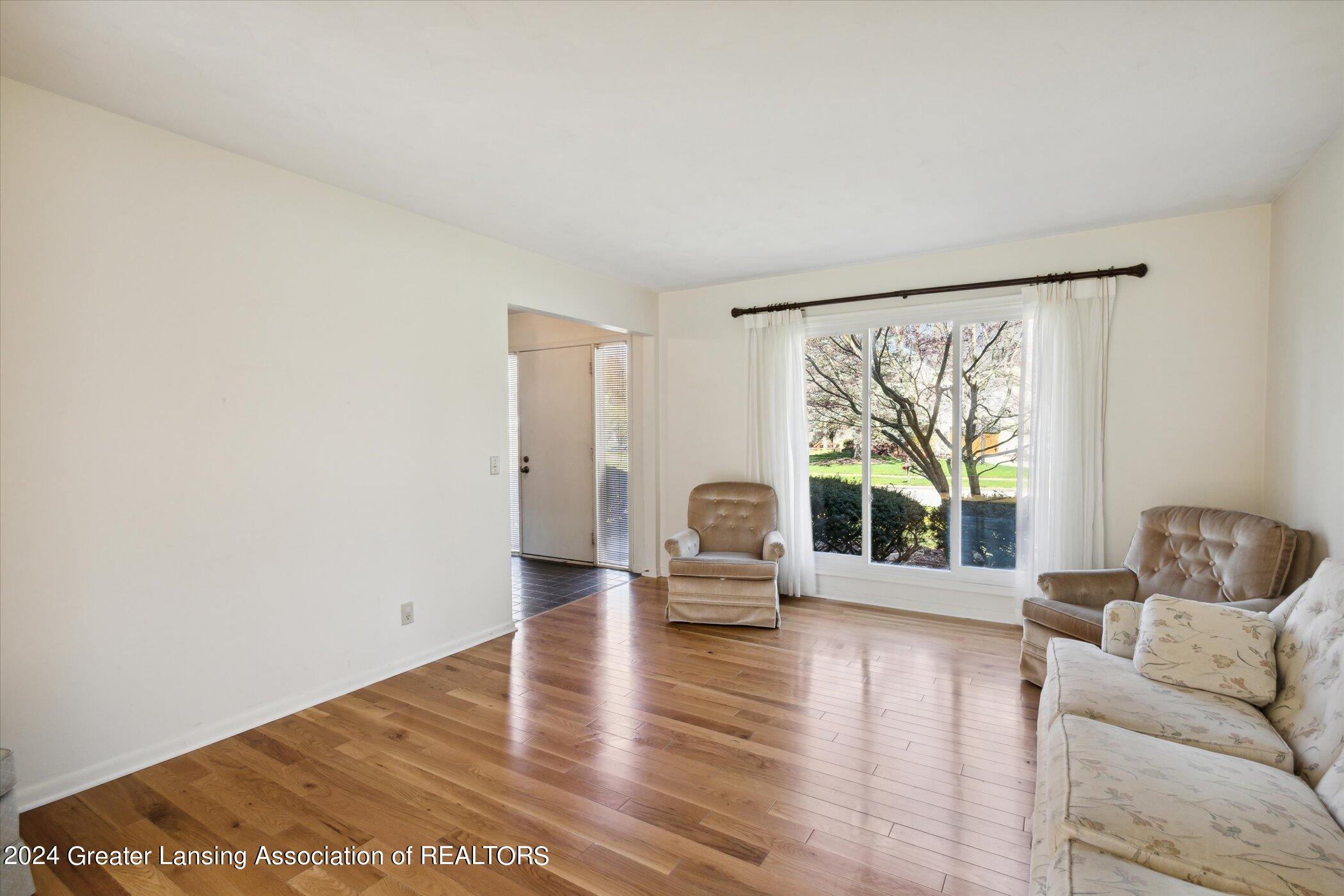 2045 Sheldrake Avenue