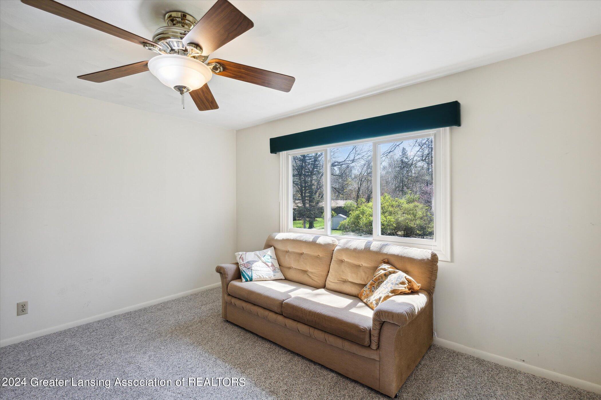 2045 Sheldrake Avenue